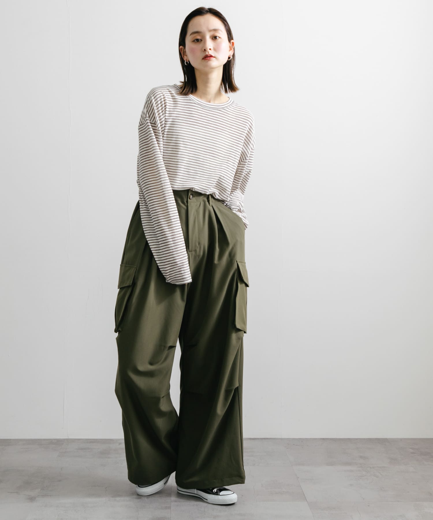 KHAKI
