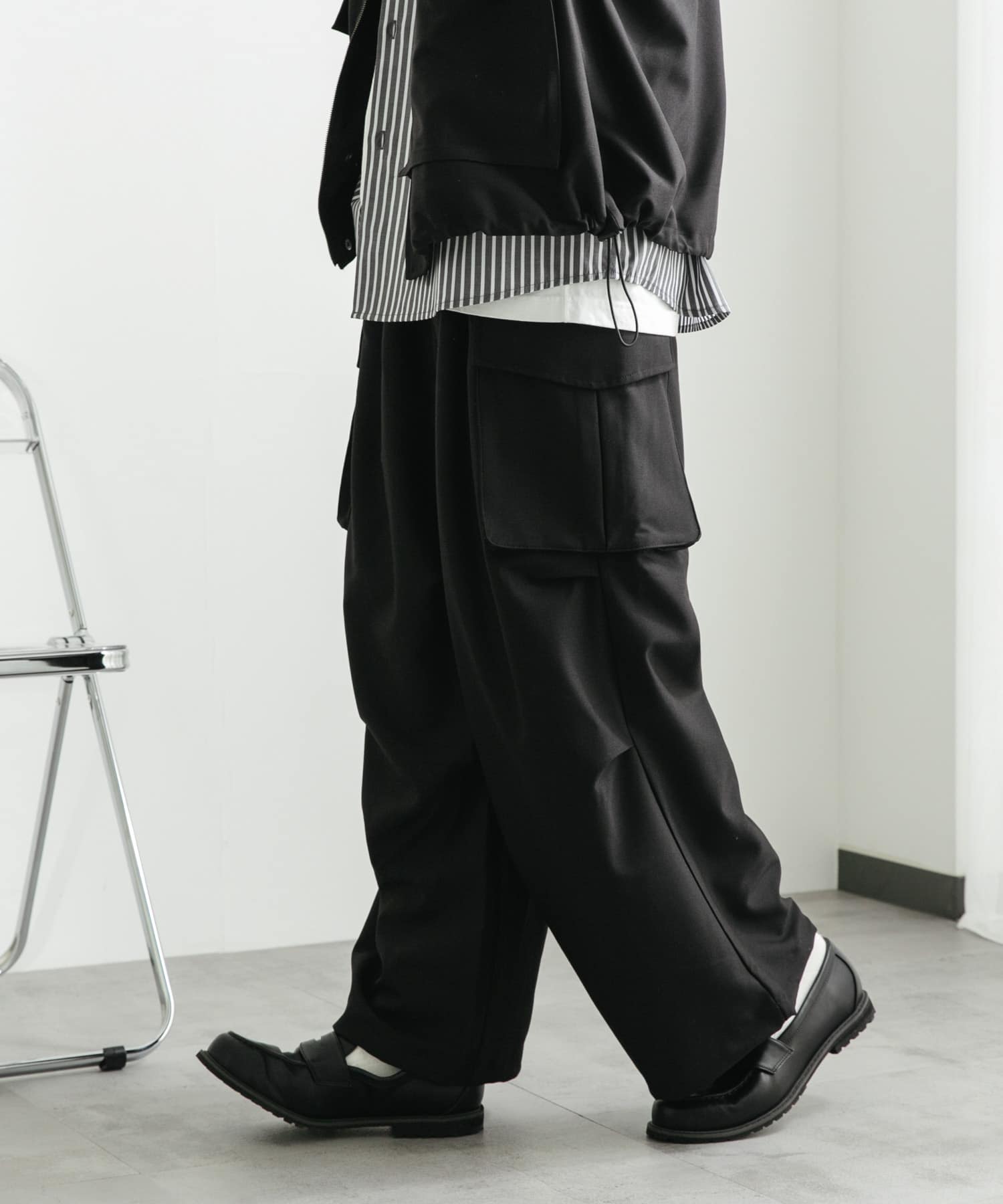 『ユニセックス』『セットアップ対応』ワイドカーゴパンツ