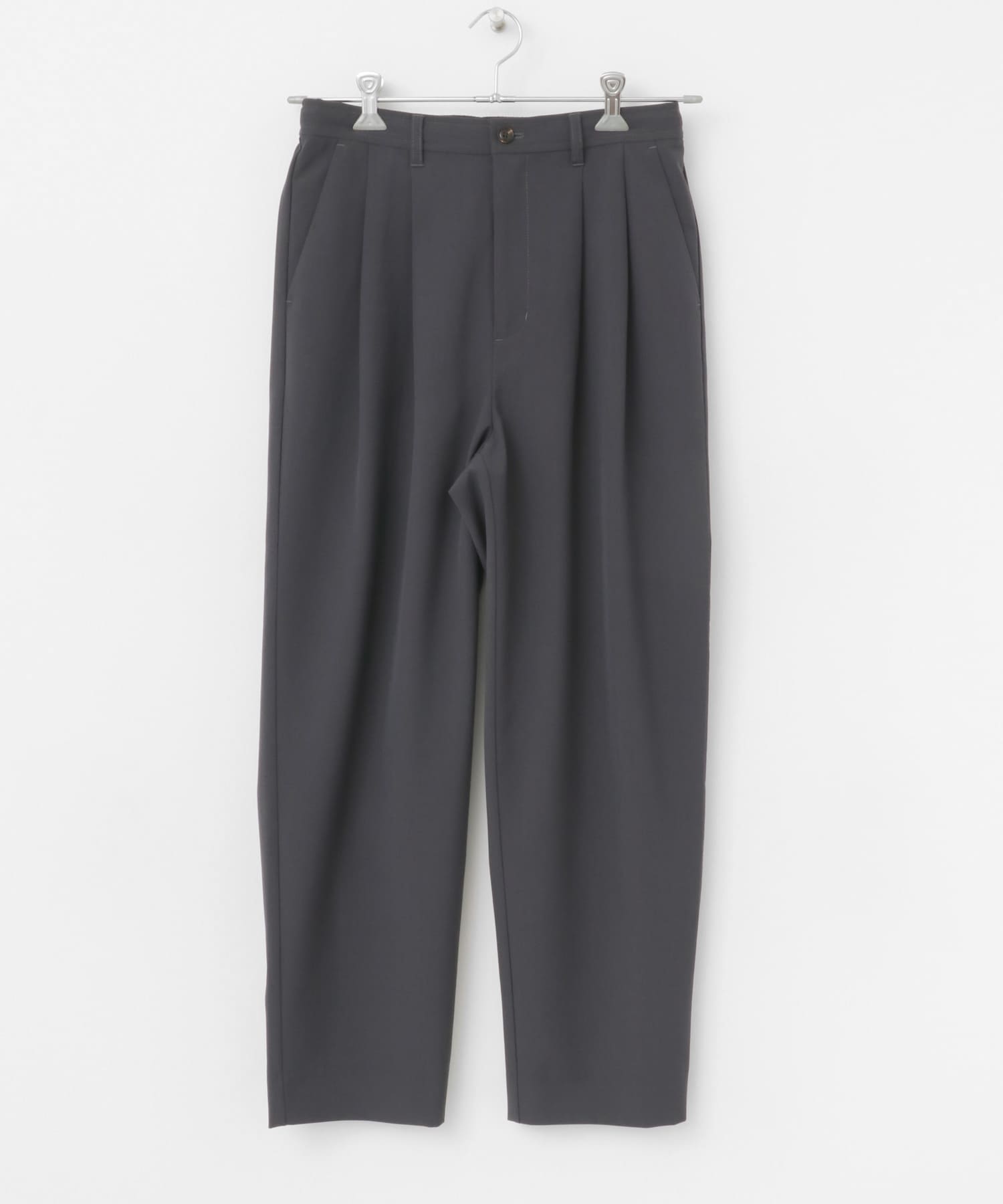 『イージーケア』ダブルタックテーパードパンツ CHARCOAL S
