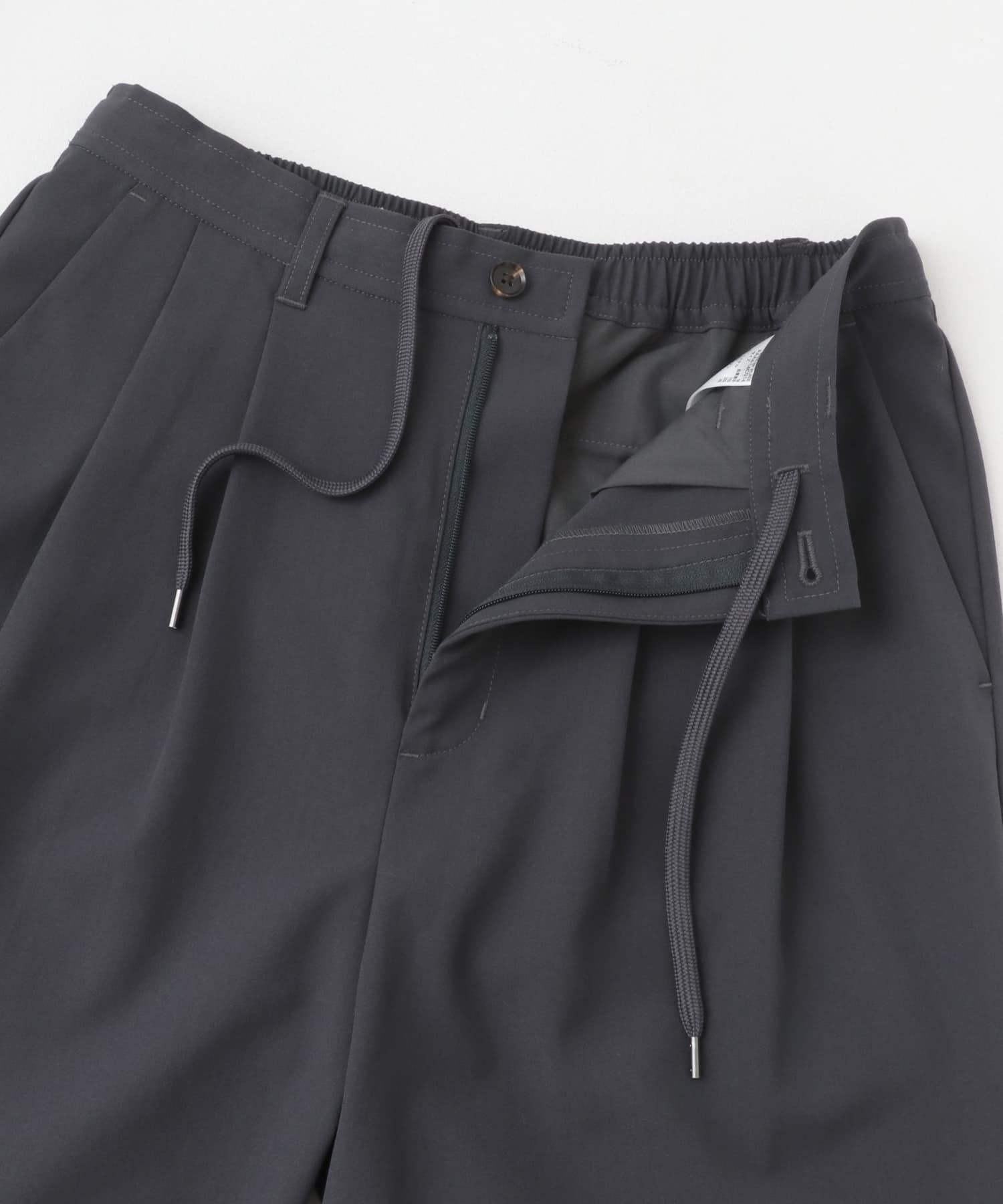 『イージーケア』ダブルタックワイドパンツ CHARCOAL S