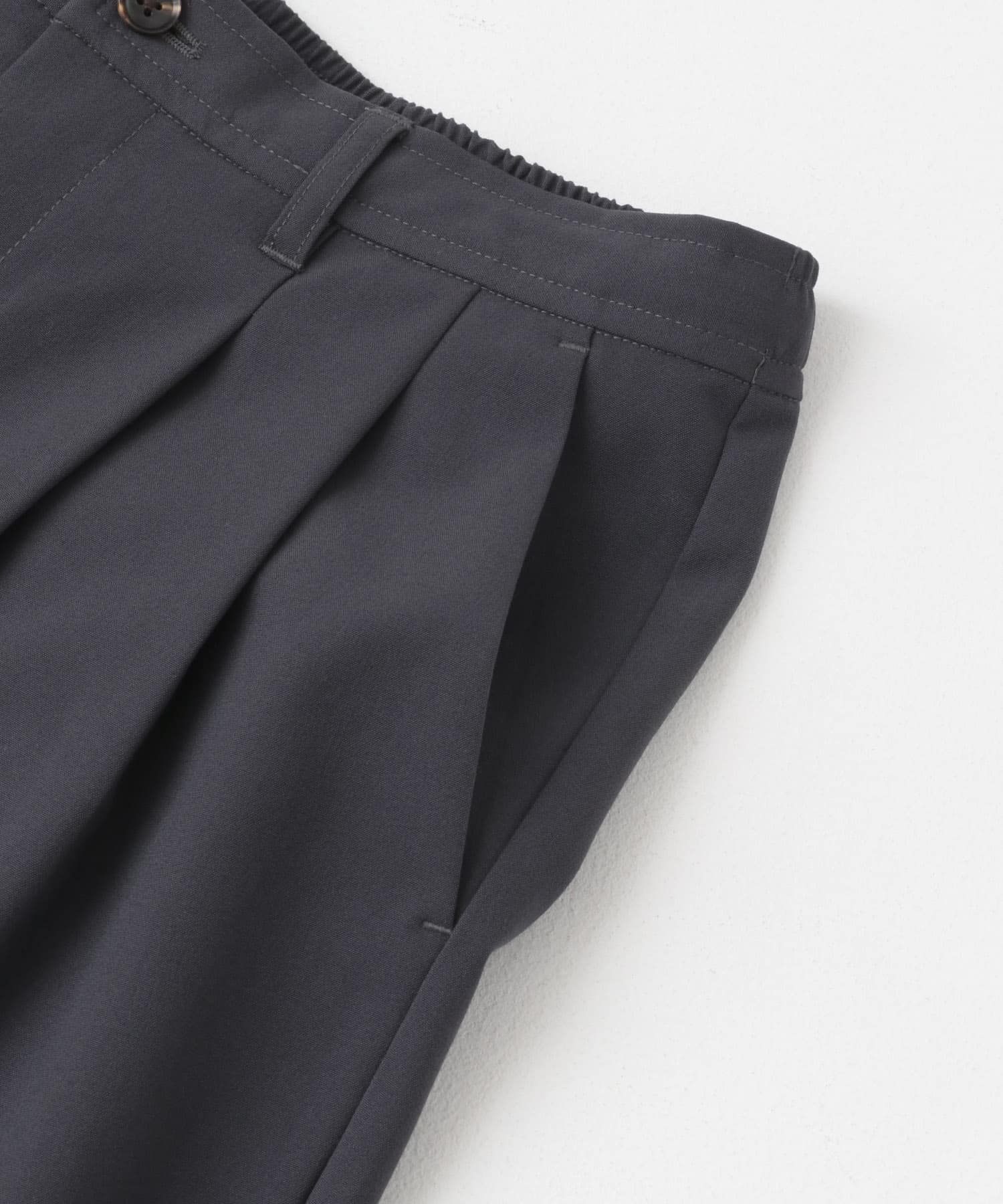 『イージーケア』ダブルタックワイドパンツ CHARCOAL S