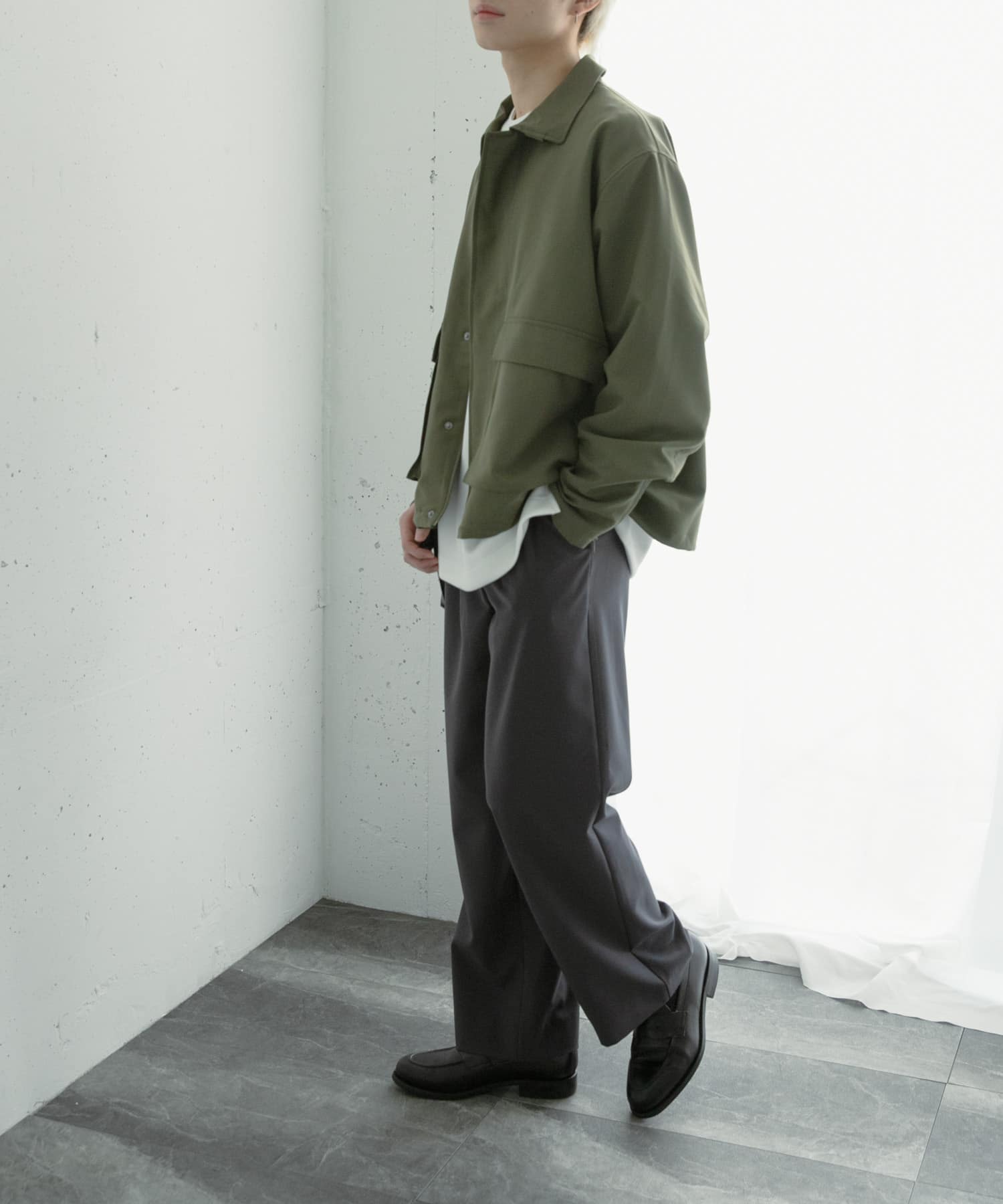 KHAKI