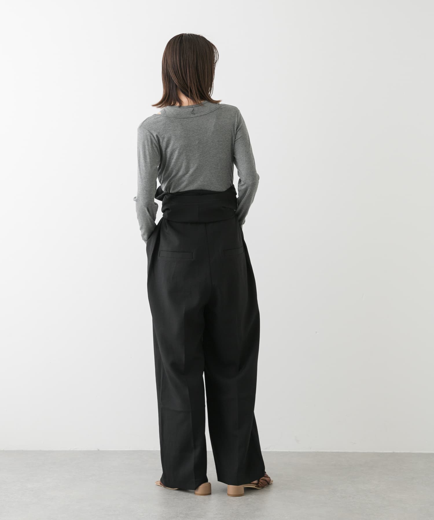 身長：169cm サイズ：one