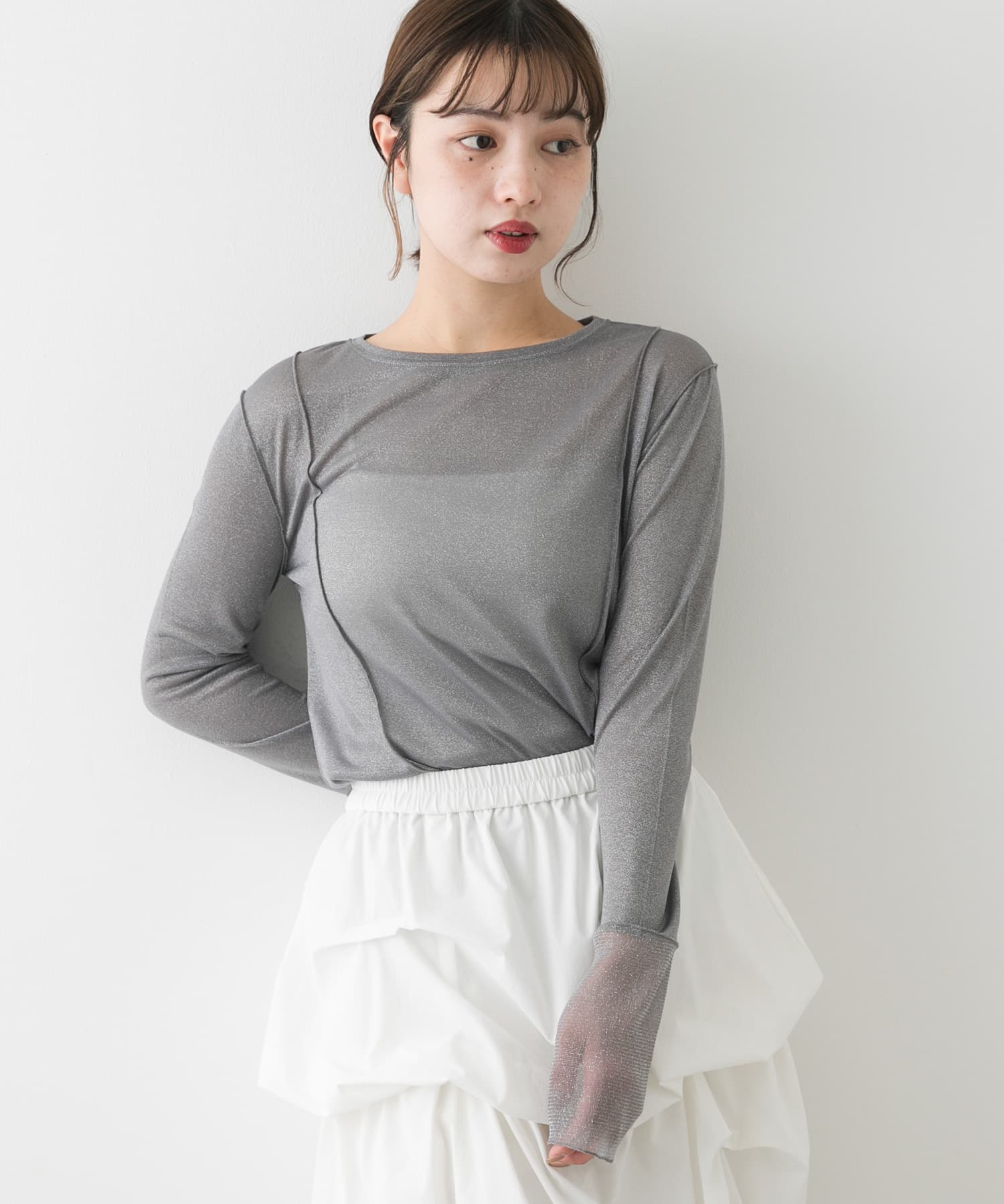 GRAY