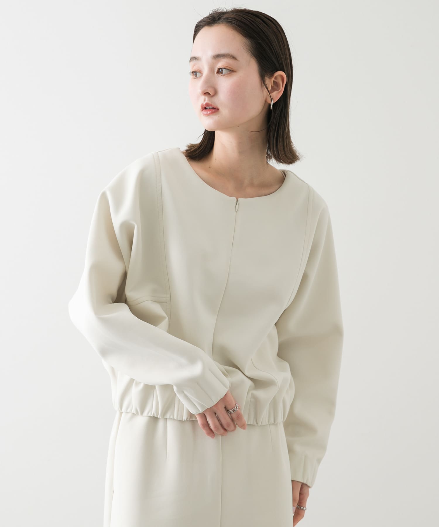 身長：169cm サイズ：one