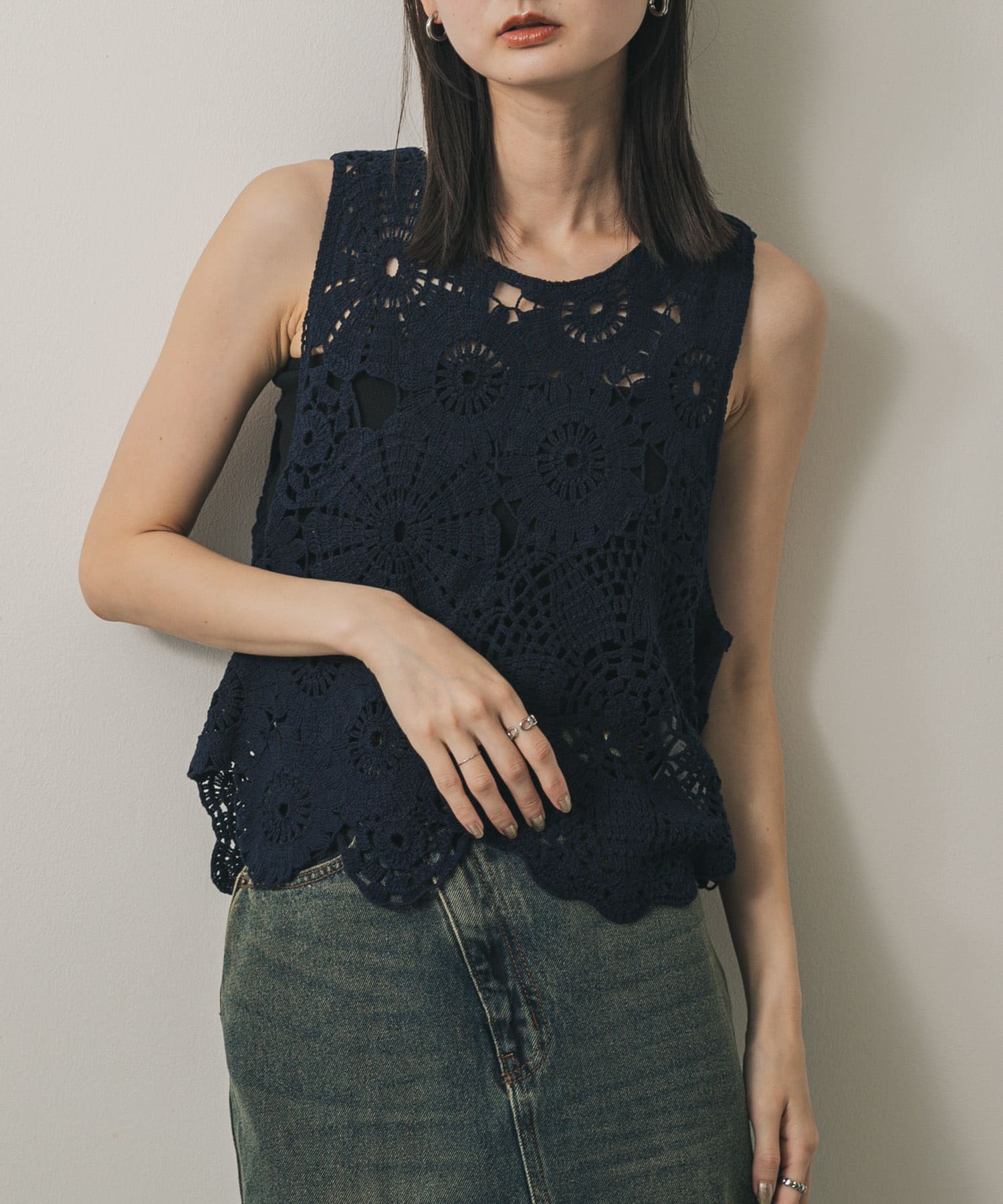 レースクロップドベスト