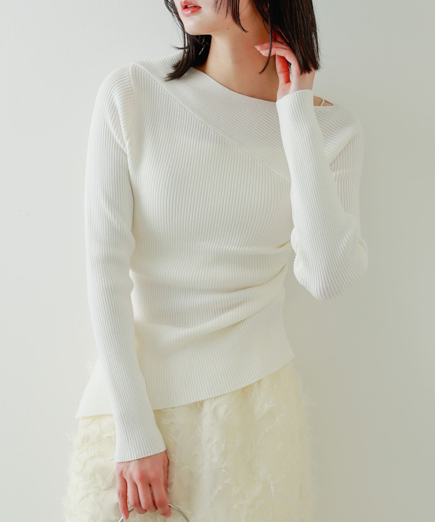 アシメデザインセーター