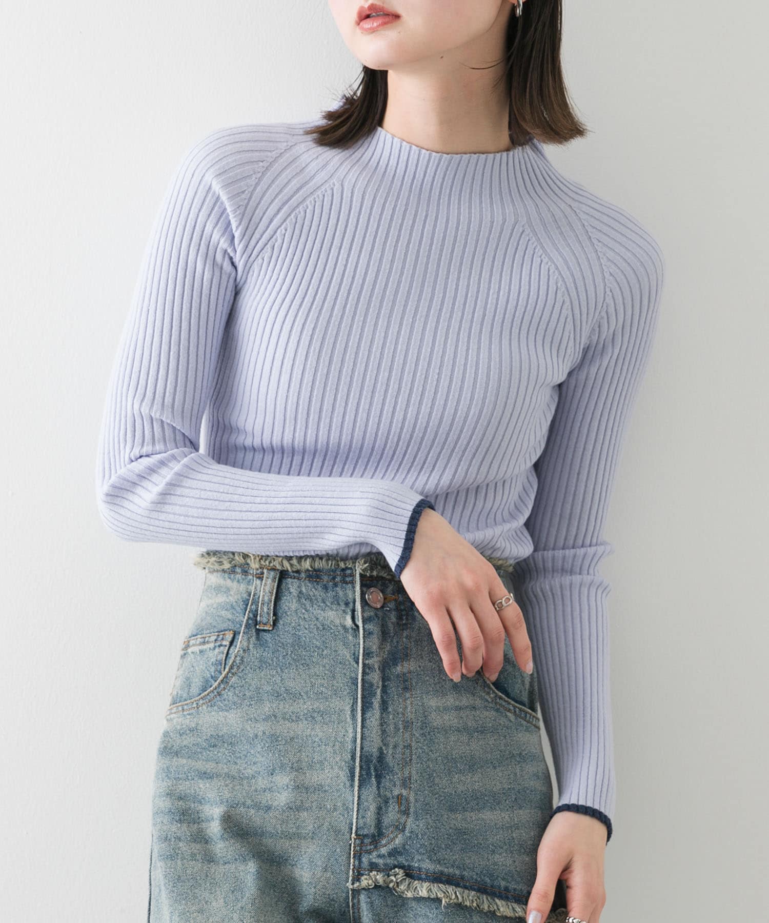 プチハイネックセーター