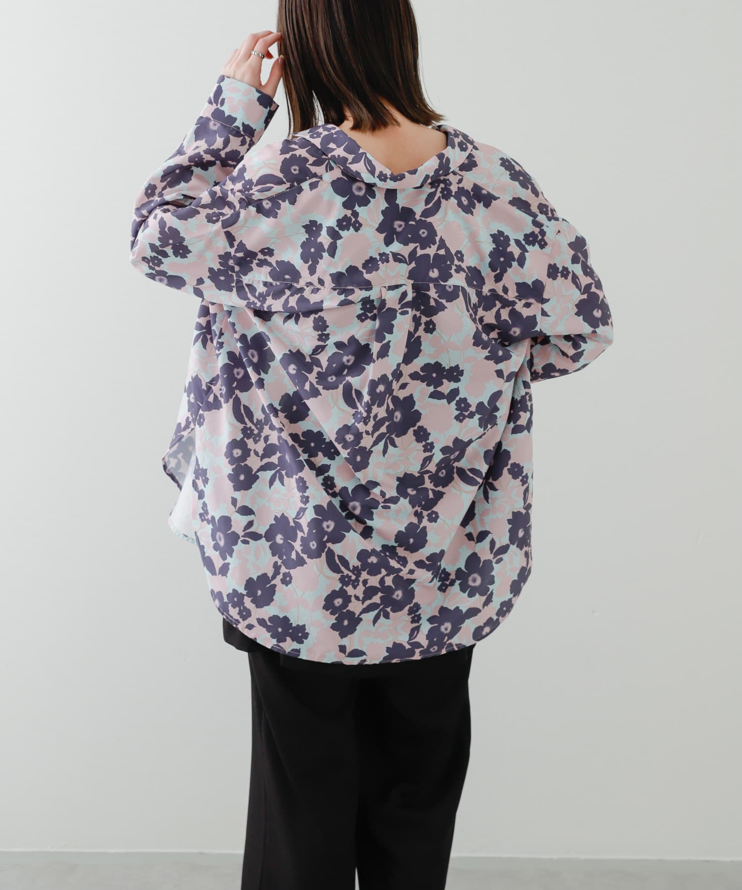 身長：169cm サイズ：one