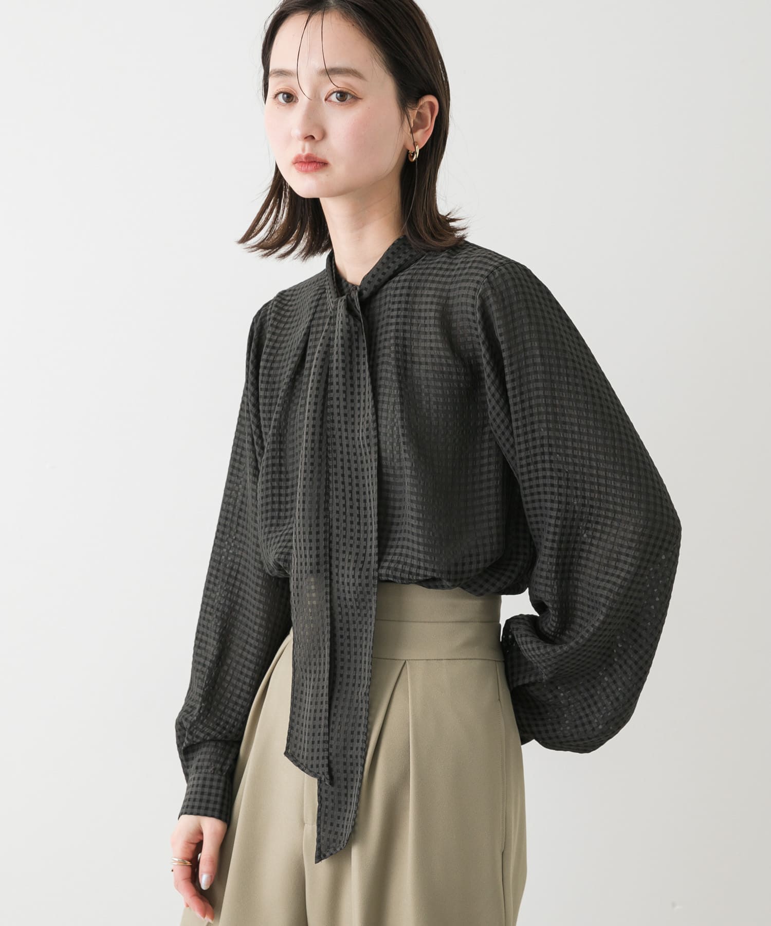 BLK×GRY