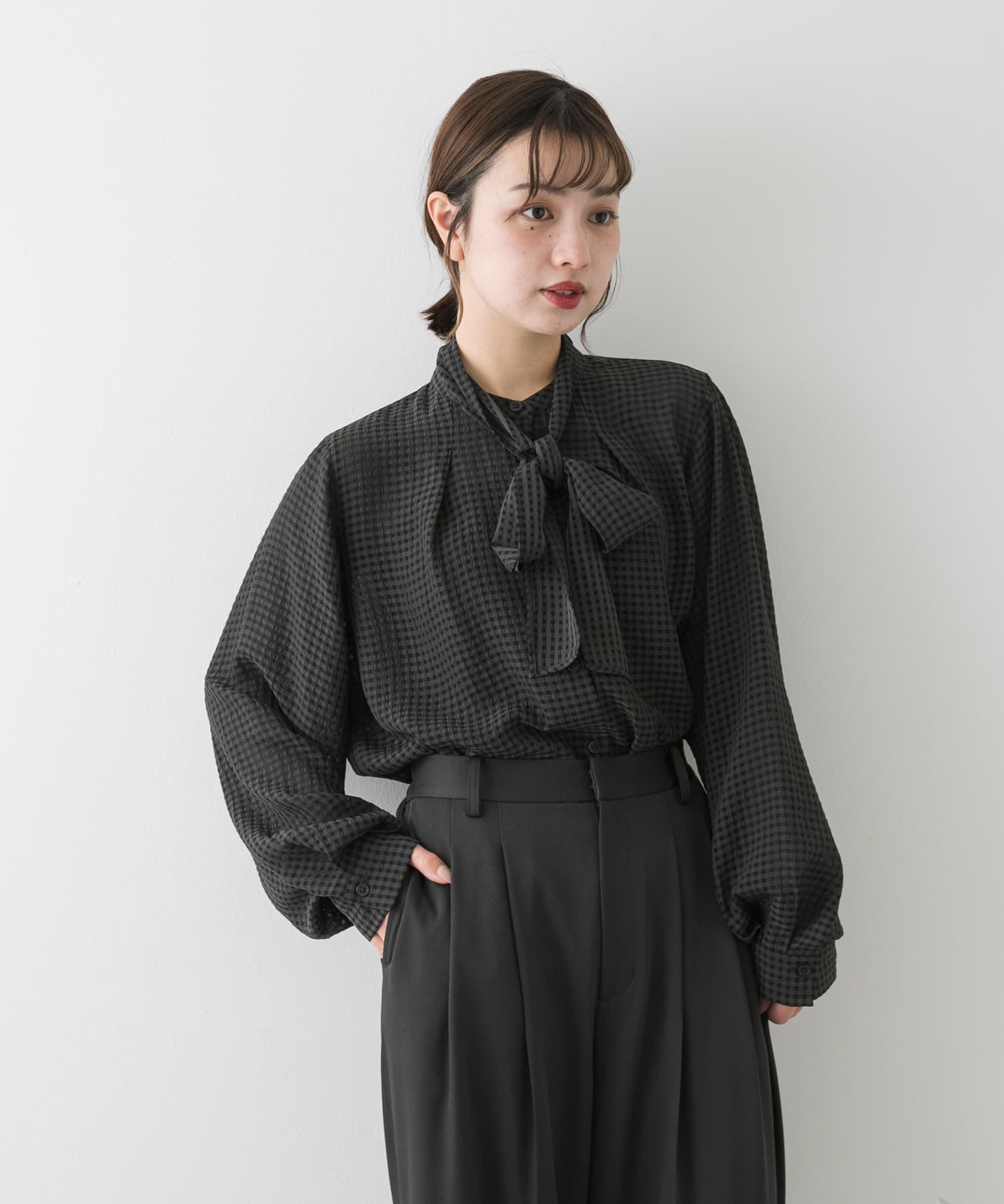 BLK×GRY