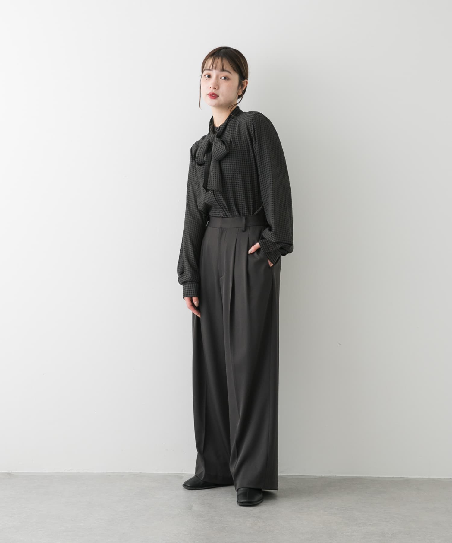 BLK×GRY