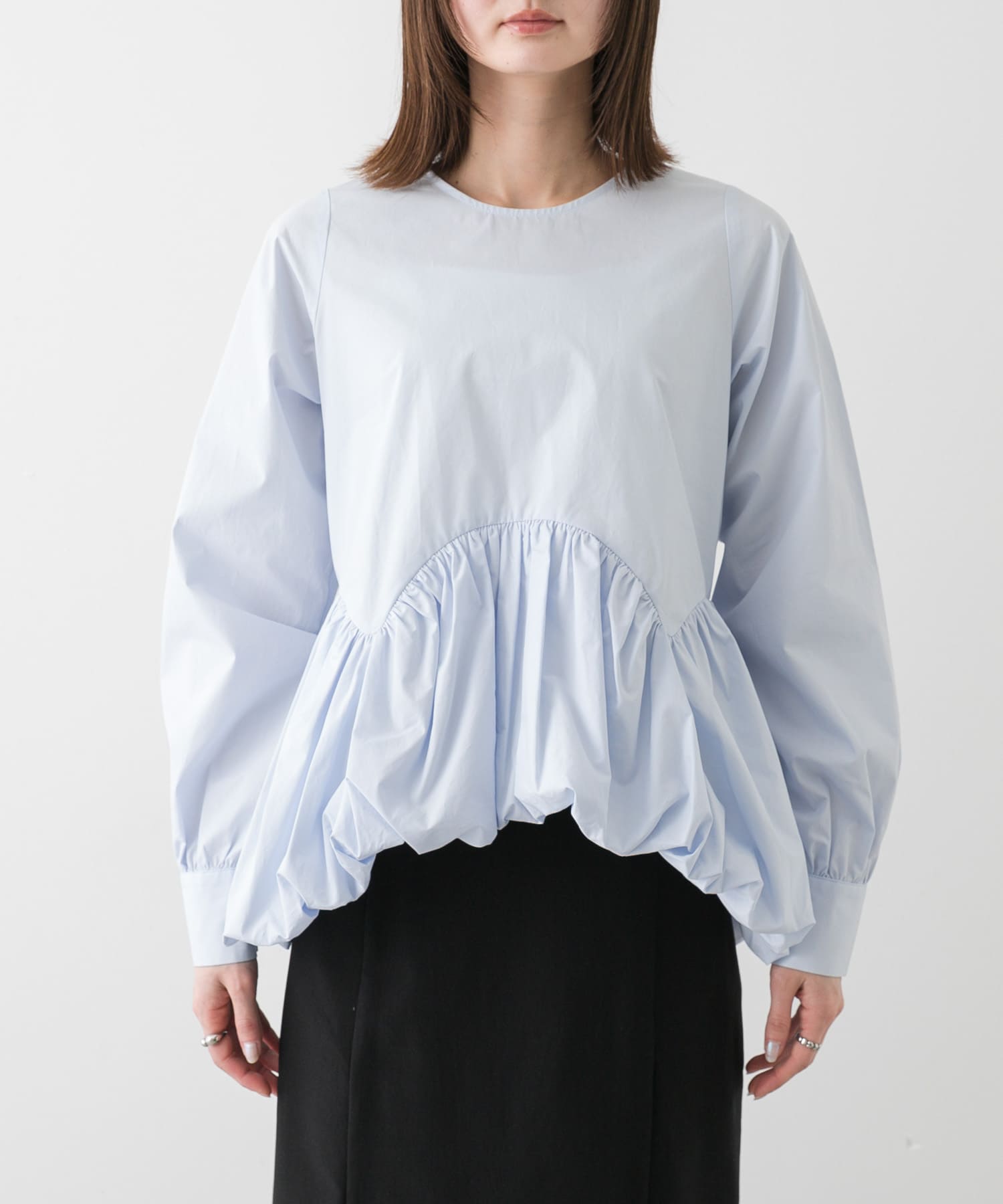 身長：169cm サイズ：one