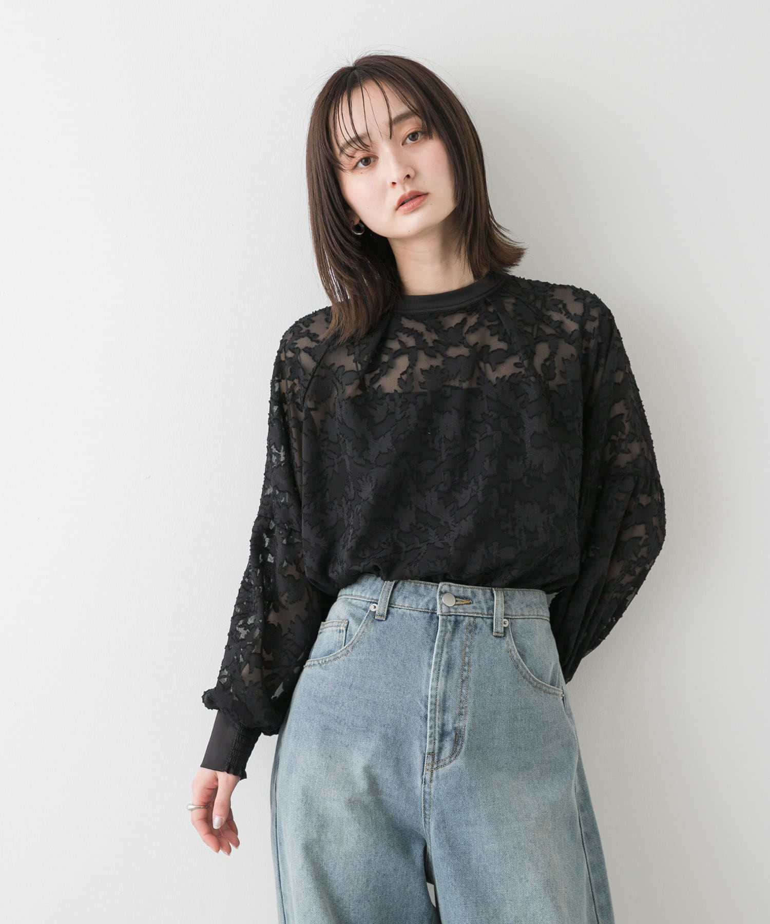 ボリュームスリーブジャガードブラウス(one BEIGE): トップス｜URBAN