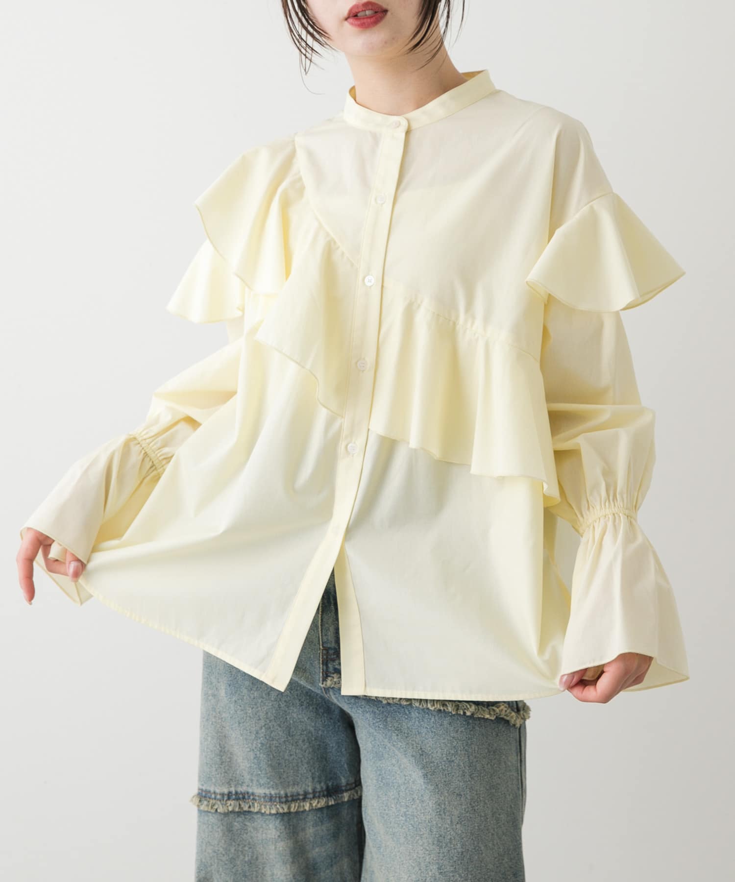 アシメフリルブラウス