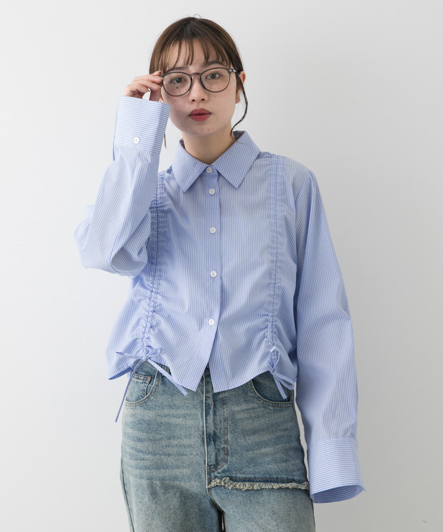 BLU×WHT
