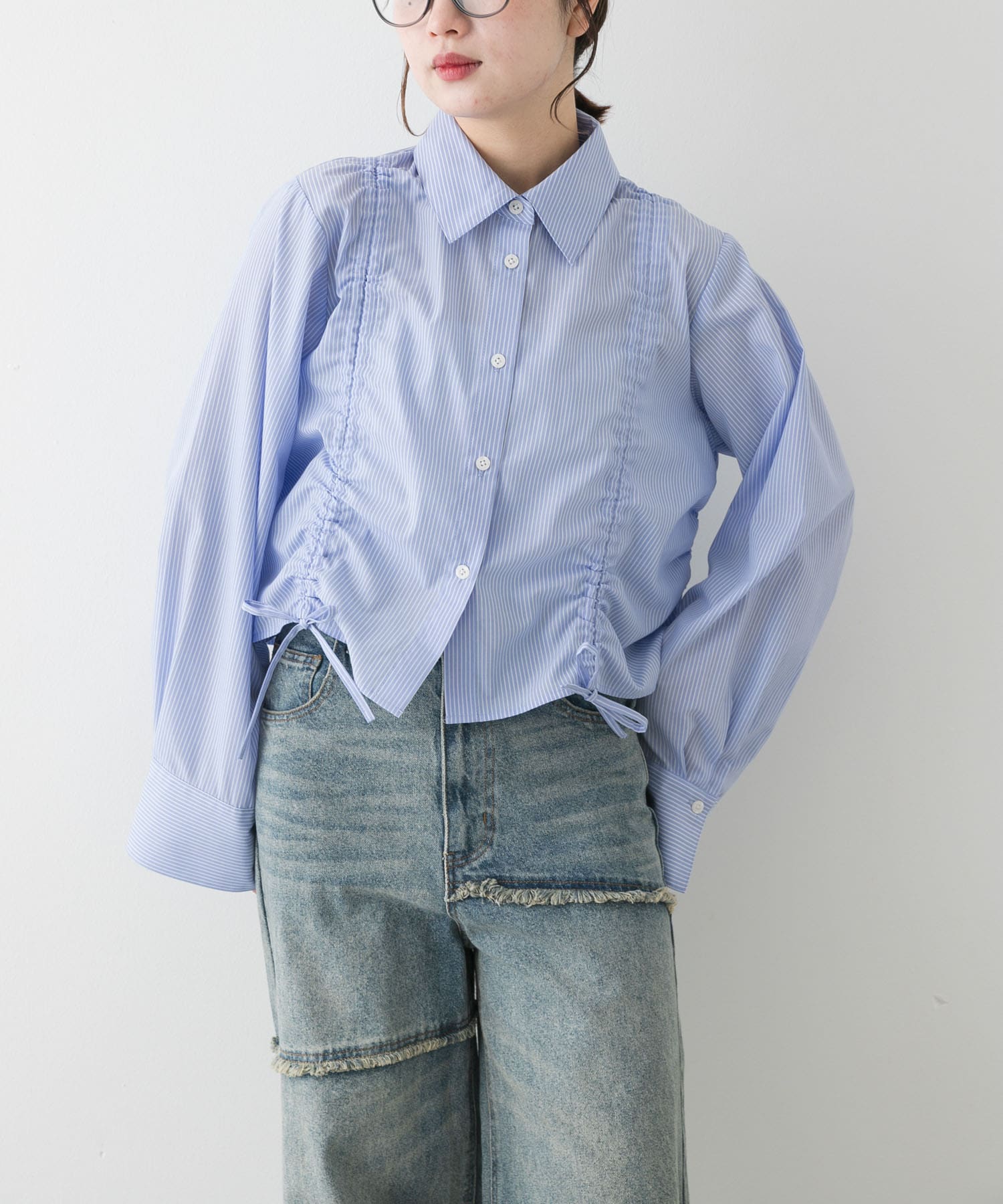 BLU×WHT