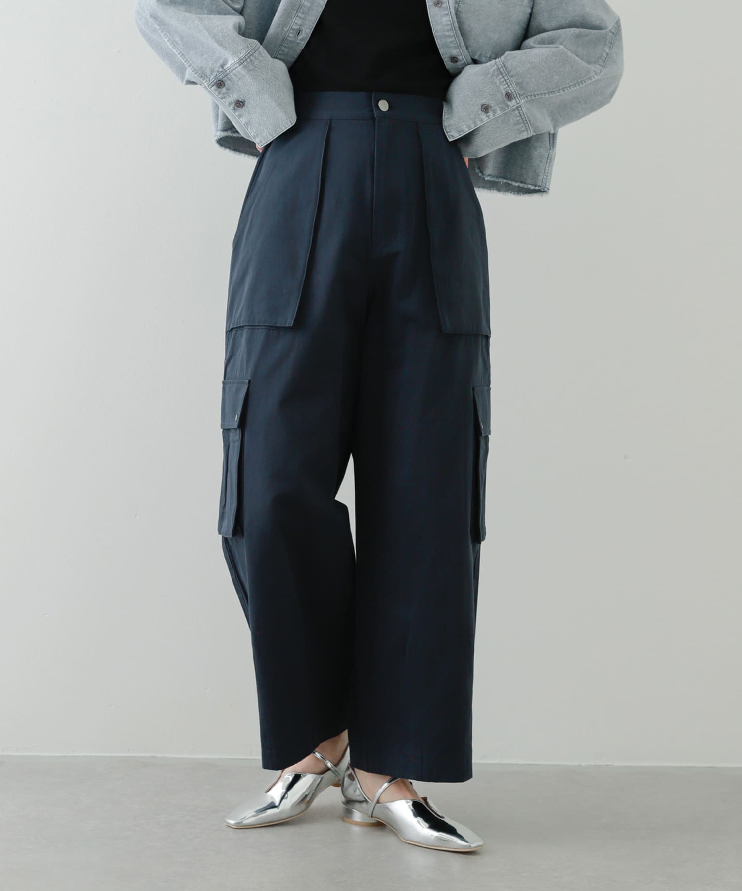 コクーンカーゴパンツ