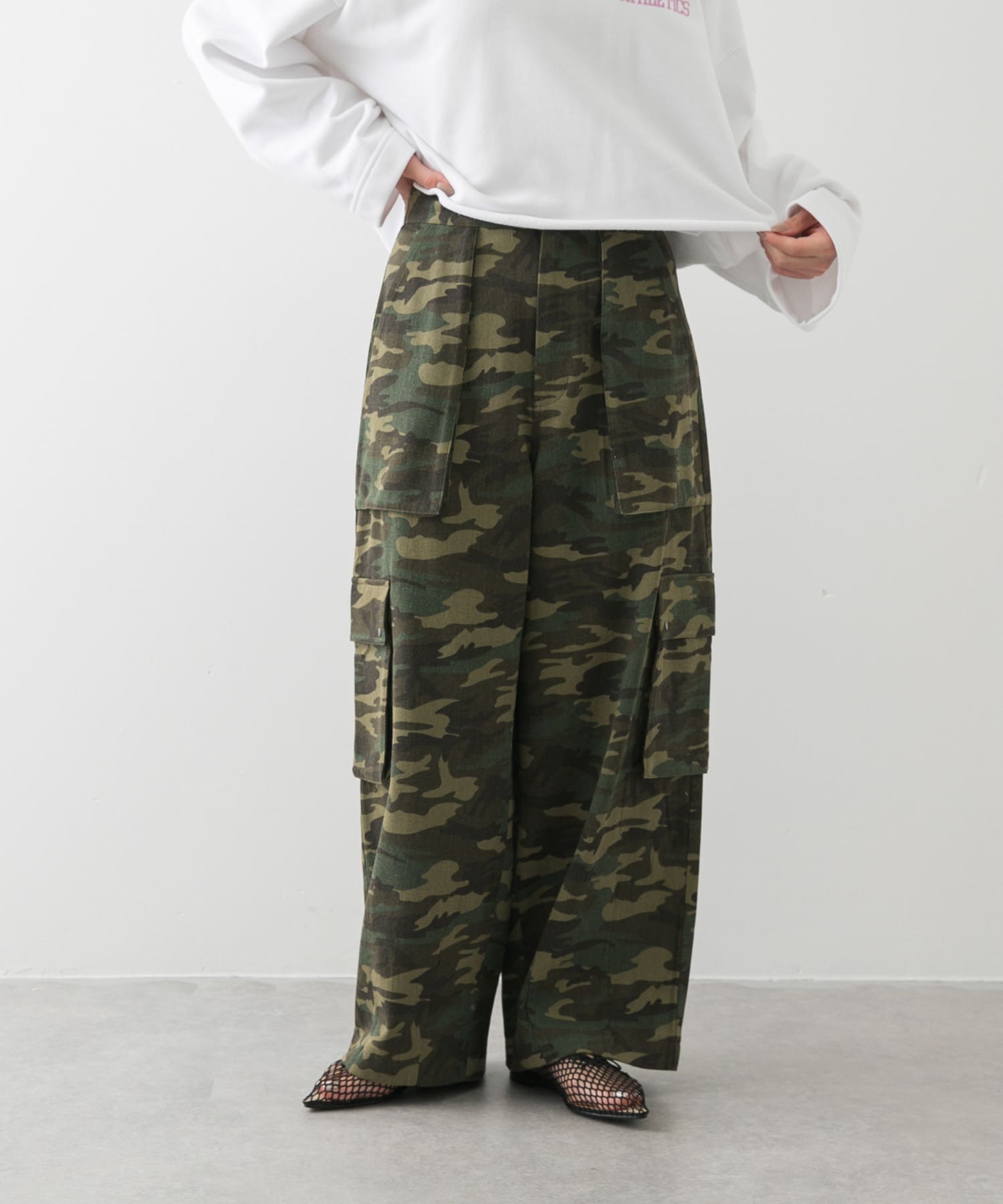 CAMOUFLAGE