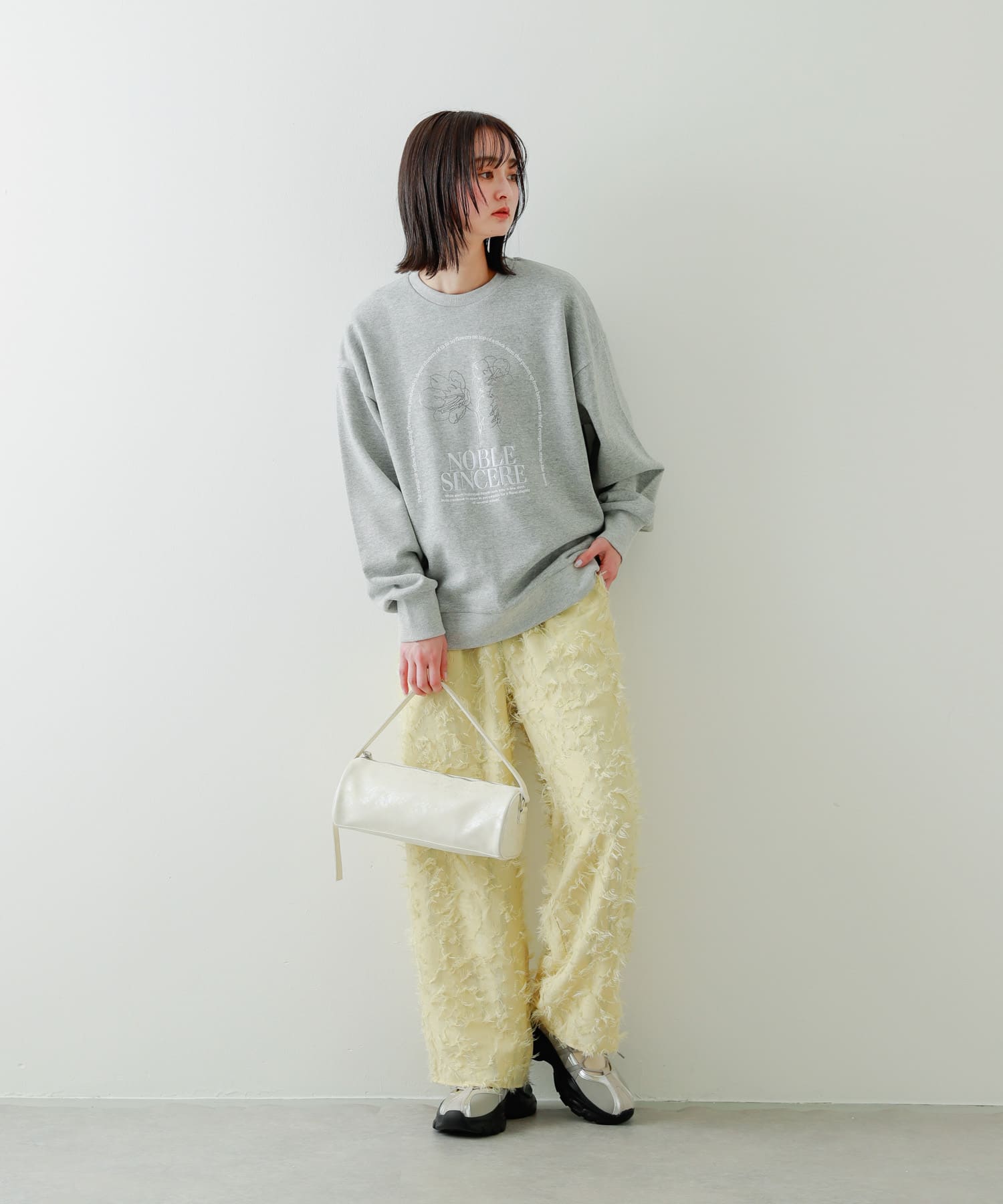 身長：169cm サイズ：one