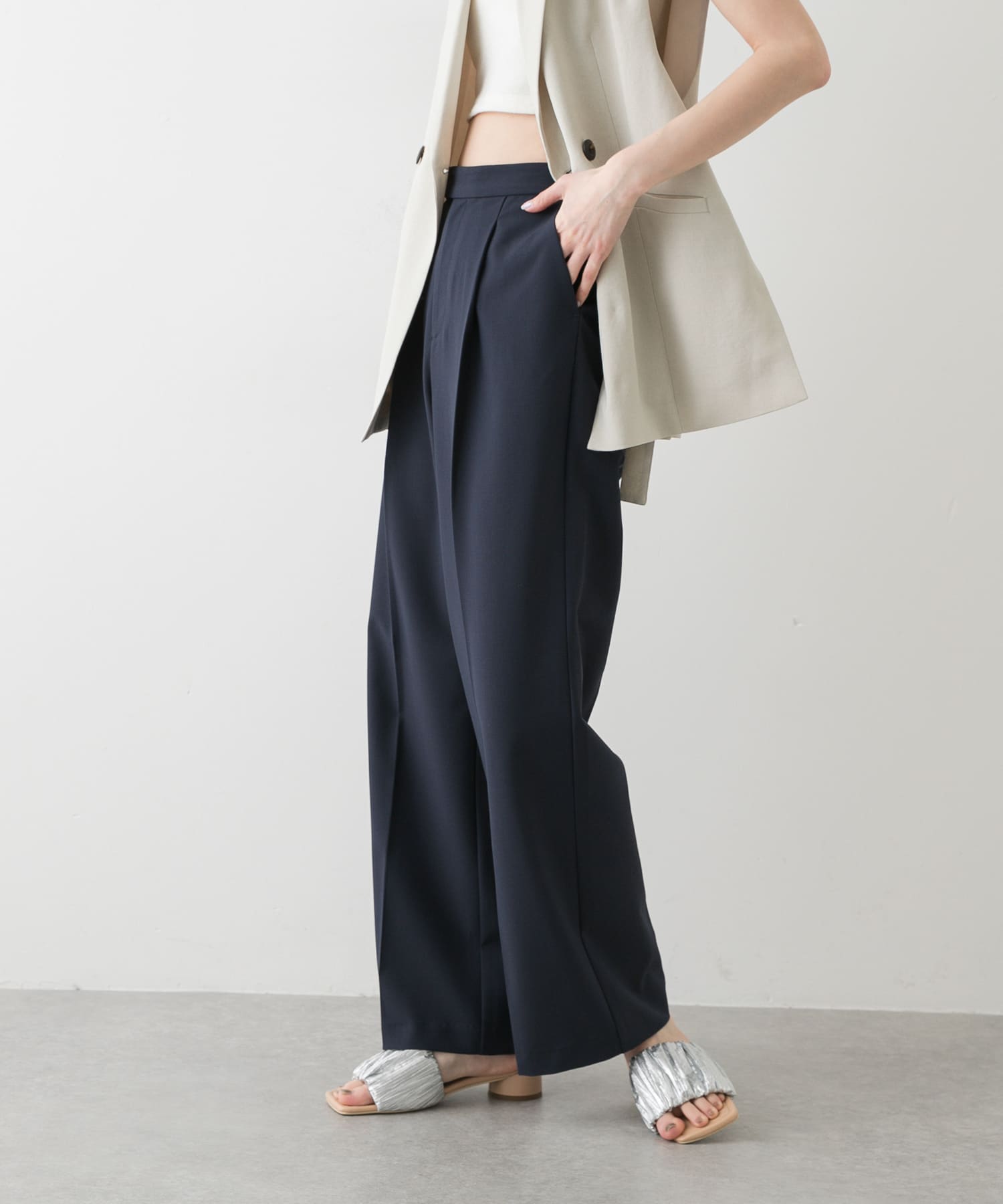 『セットアップ対応』 センタープレスストレートパンツ