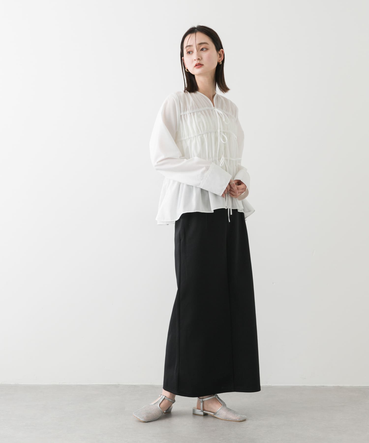 ダンボールカットストレートスカート(one IVORY): スカート｜URBAN