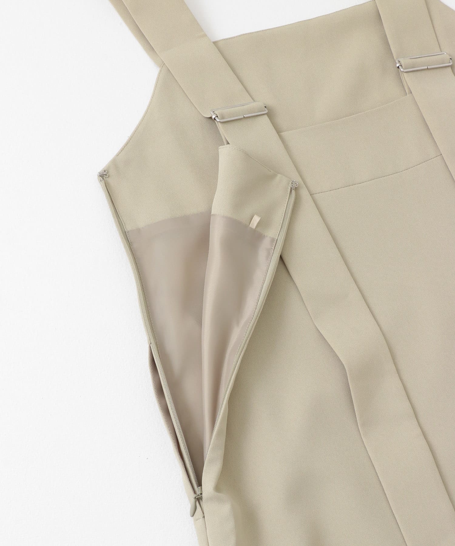 バルーンヘムジャンスカ BEIGE COMPACT