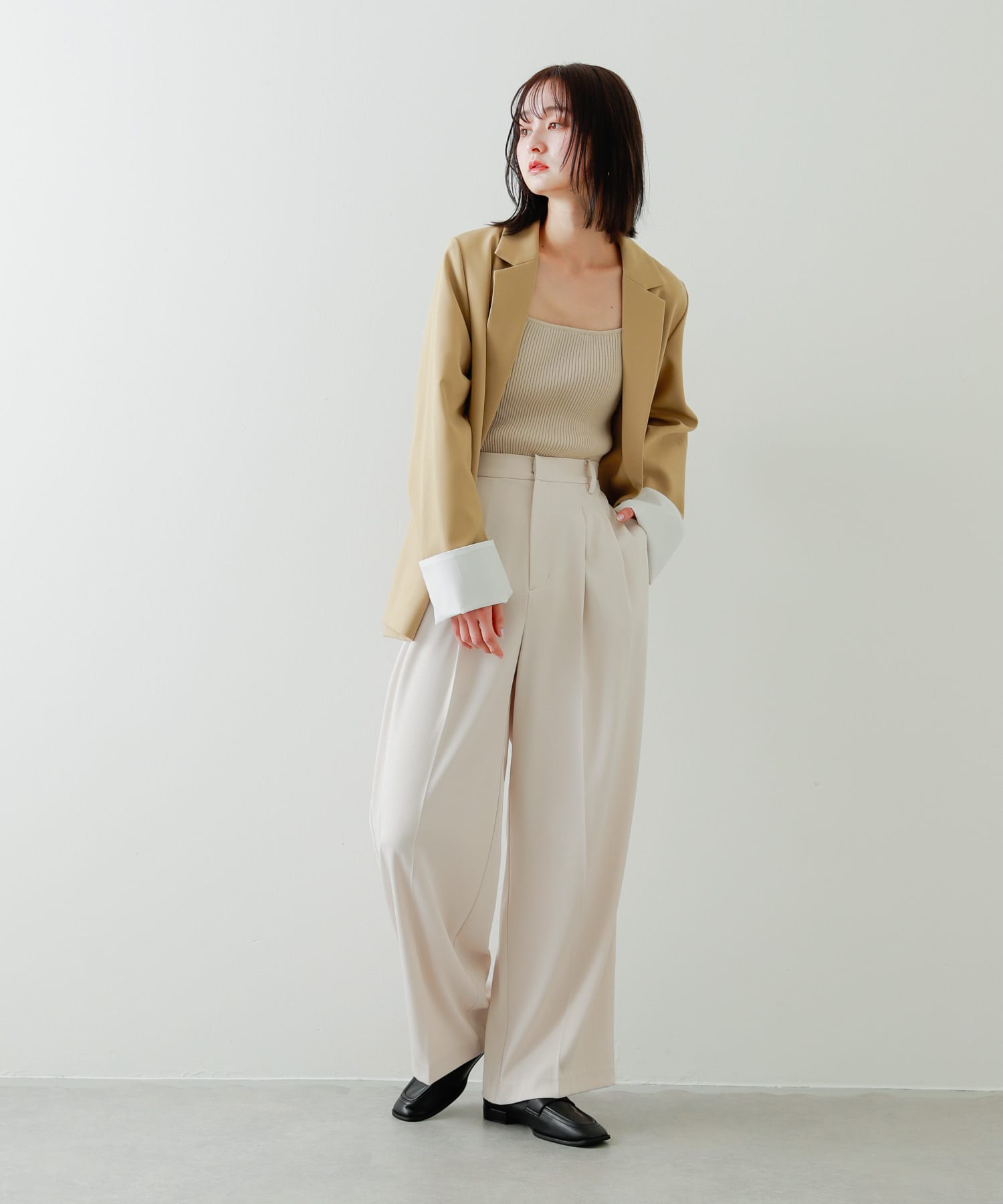 BEIGE