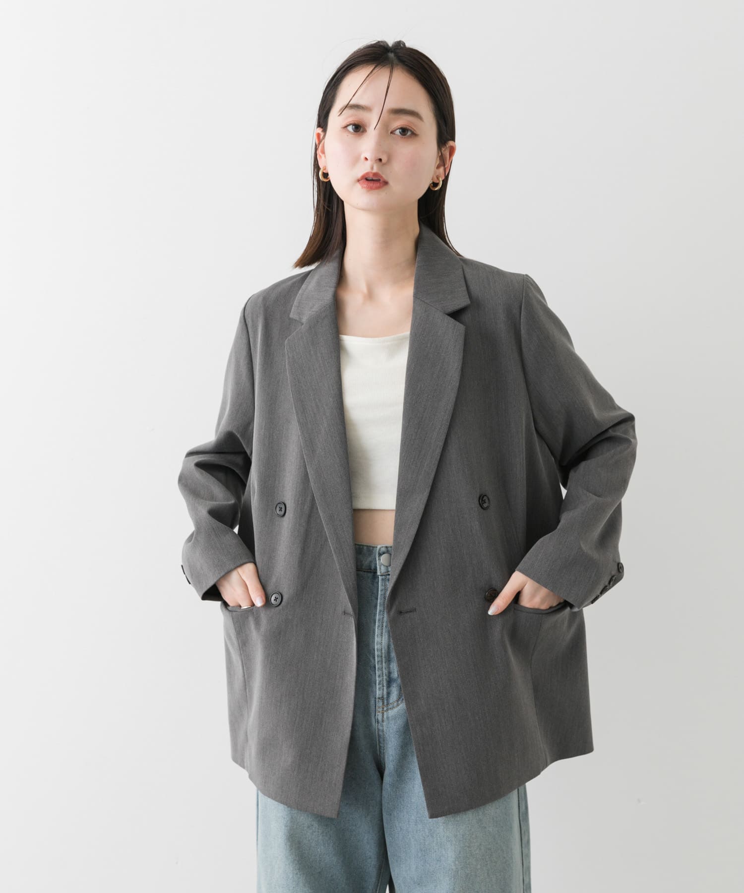 GRAY