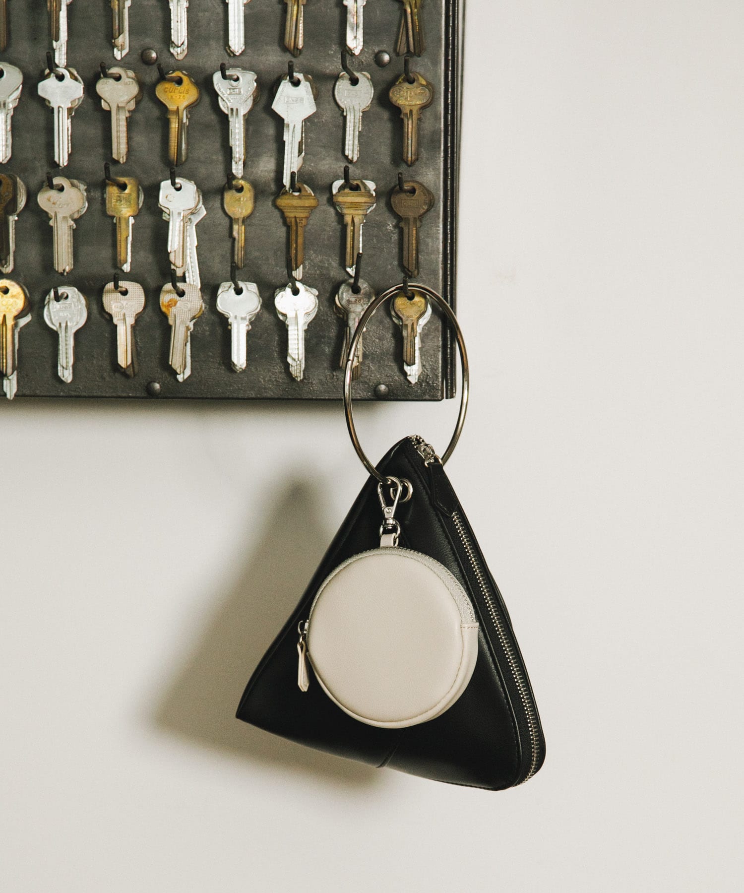 フープハンドルバッグ