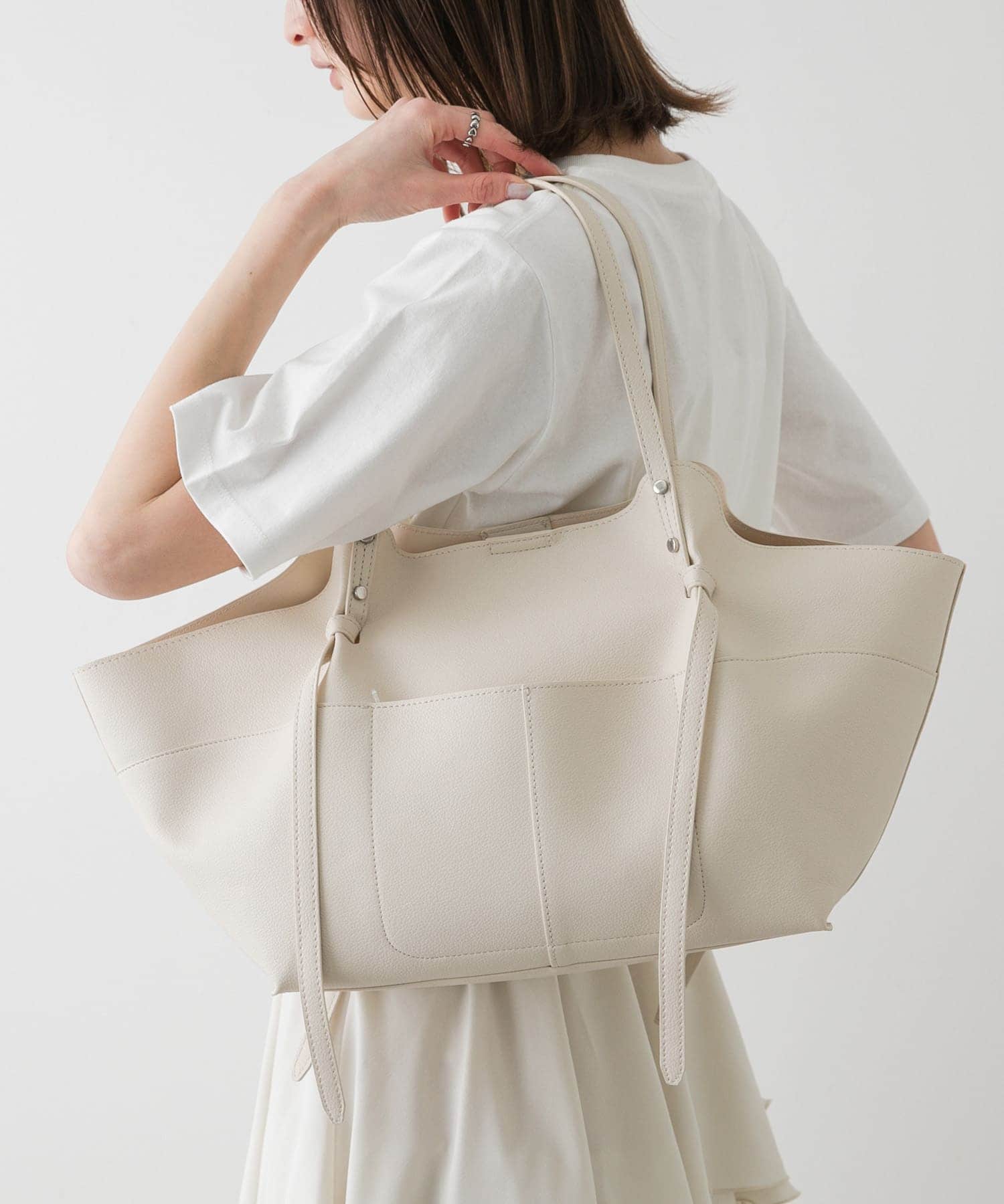 アウトポケットトートバッグ IVORY one