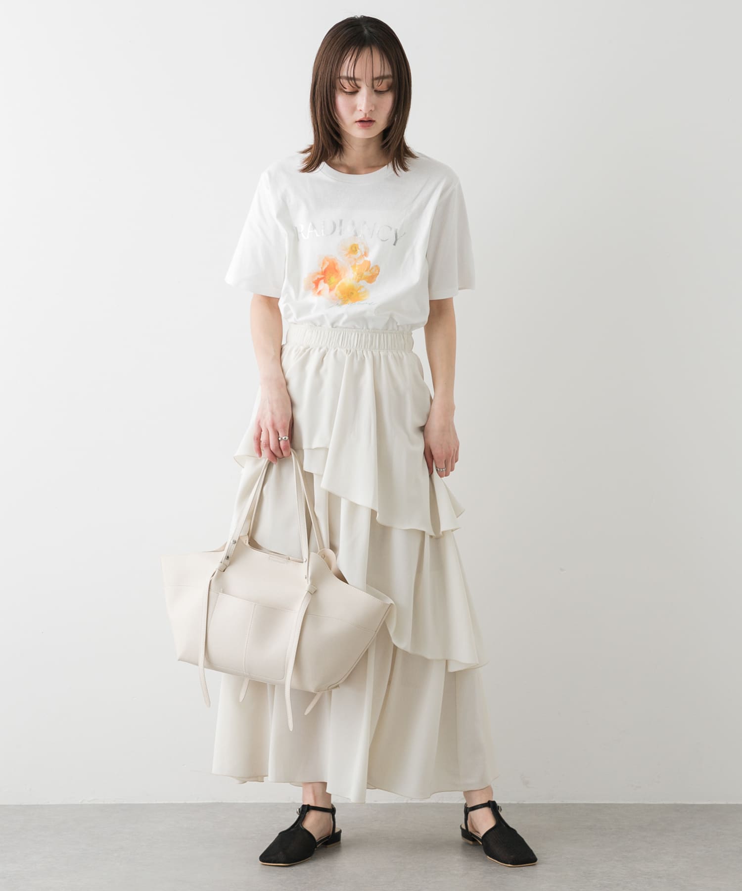 アウトポケットトートバッグ IVORY one