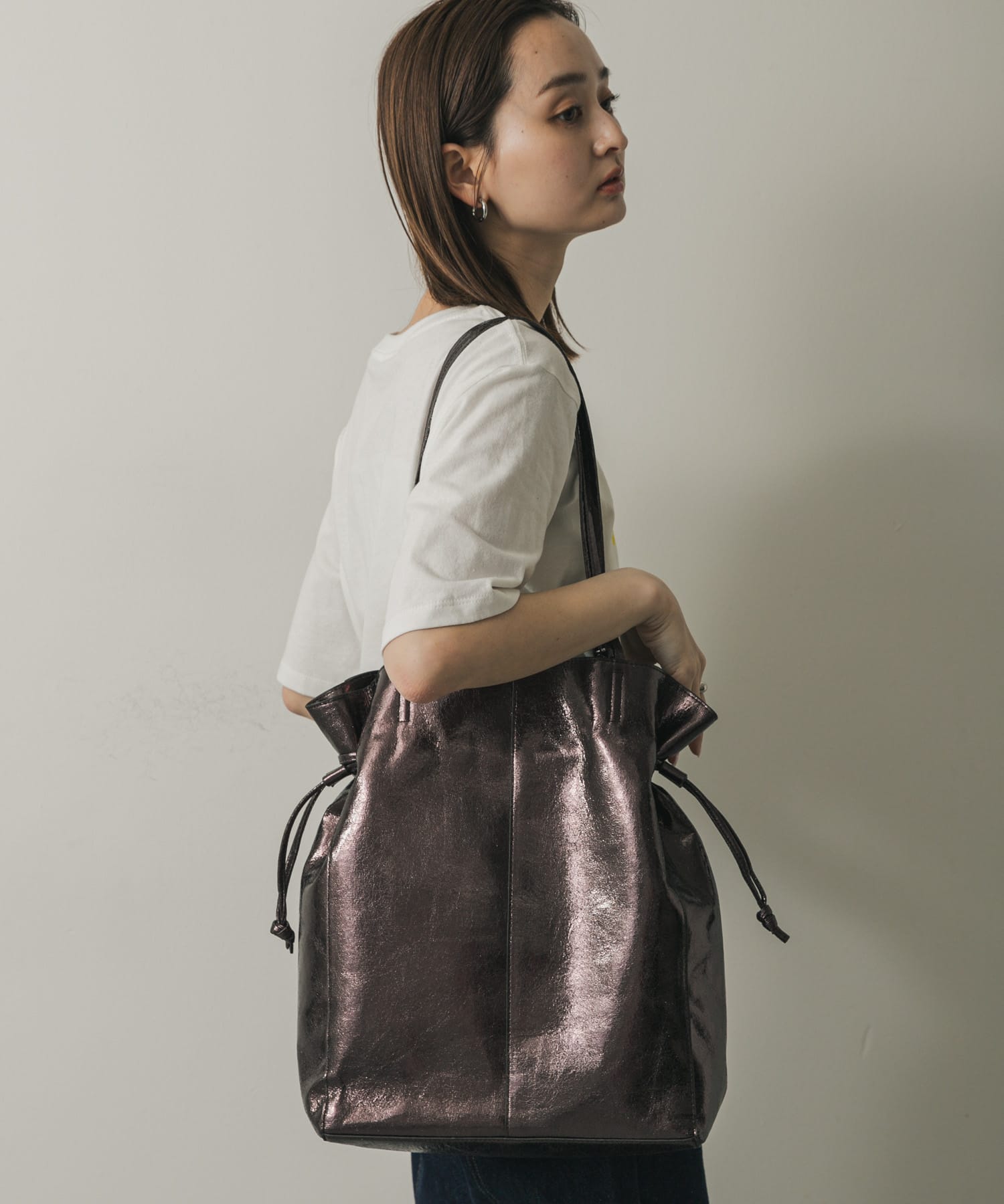 メタリックトートバッグ CHARCOAL one