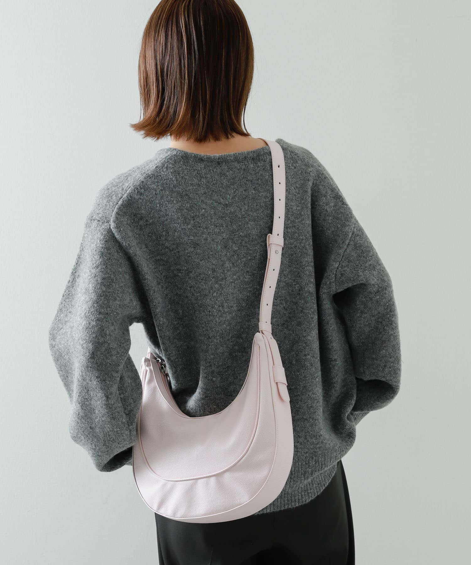 ハーフムーンバッグ L.PINK one