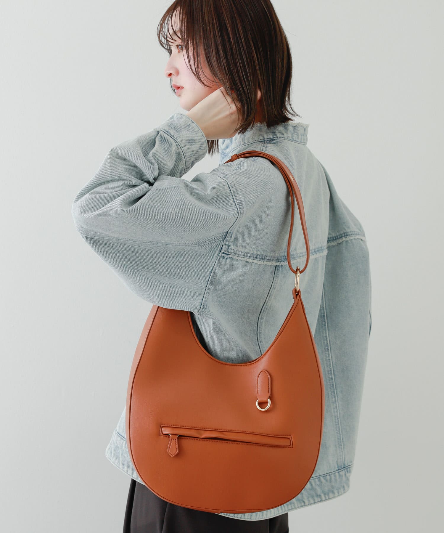 ワンハンドルラウンドバッグ BROWN one