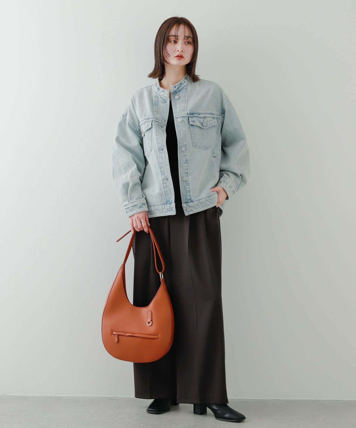 ワンハンドルラウンドバッグ BROWN one