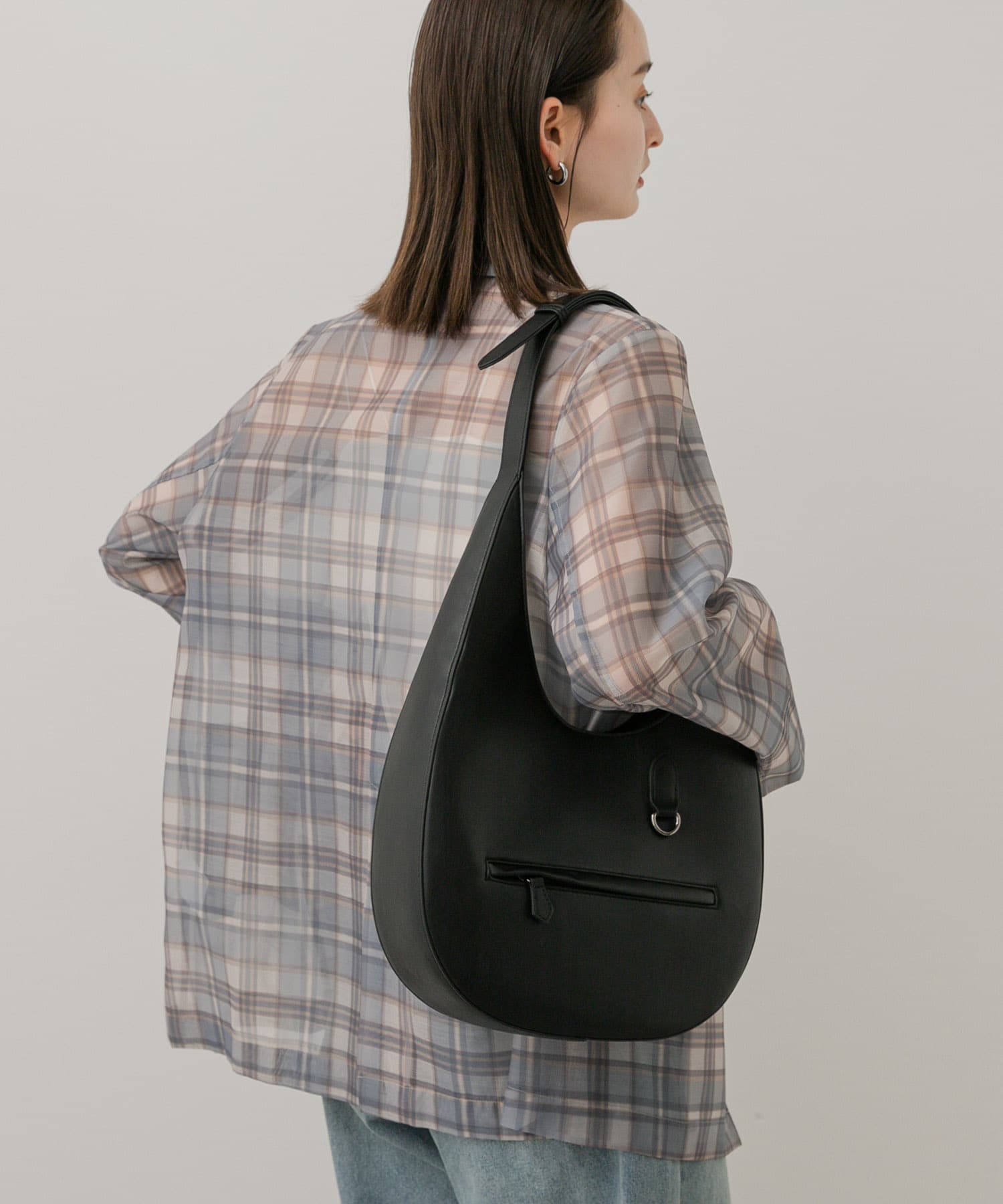 ワンハンドルラウンドバッグ BLACK one