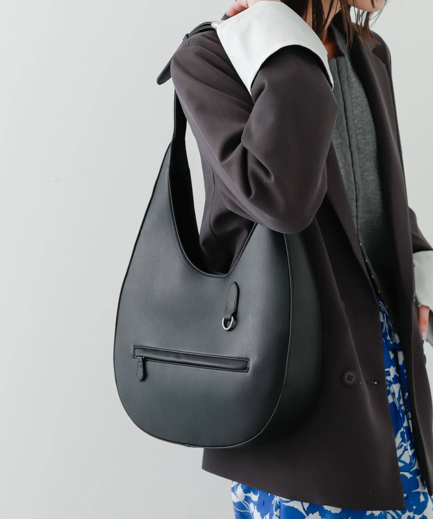 ワンハンドルラウンドバッグ BLACK one
