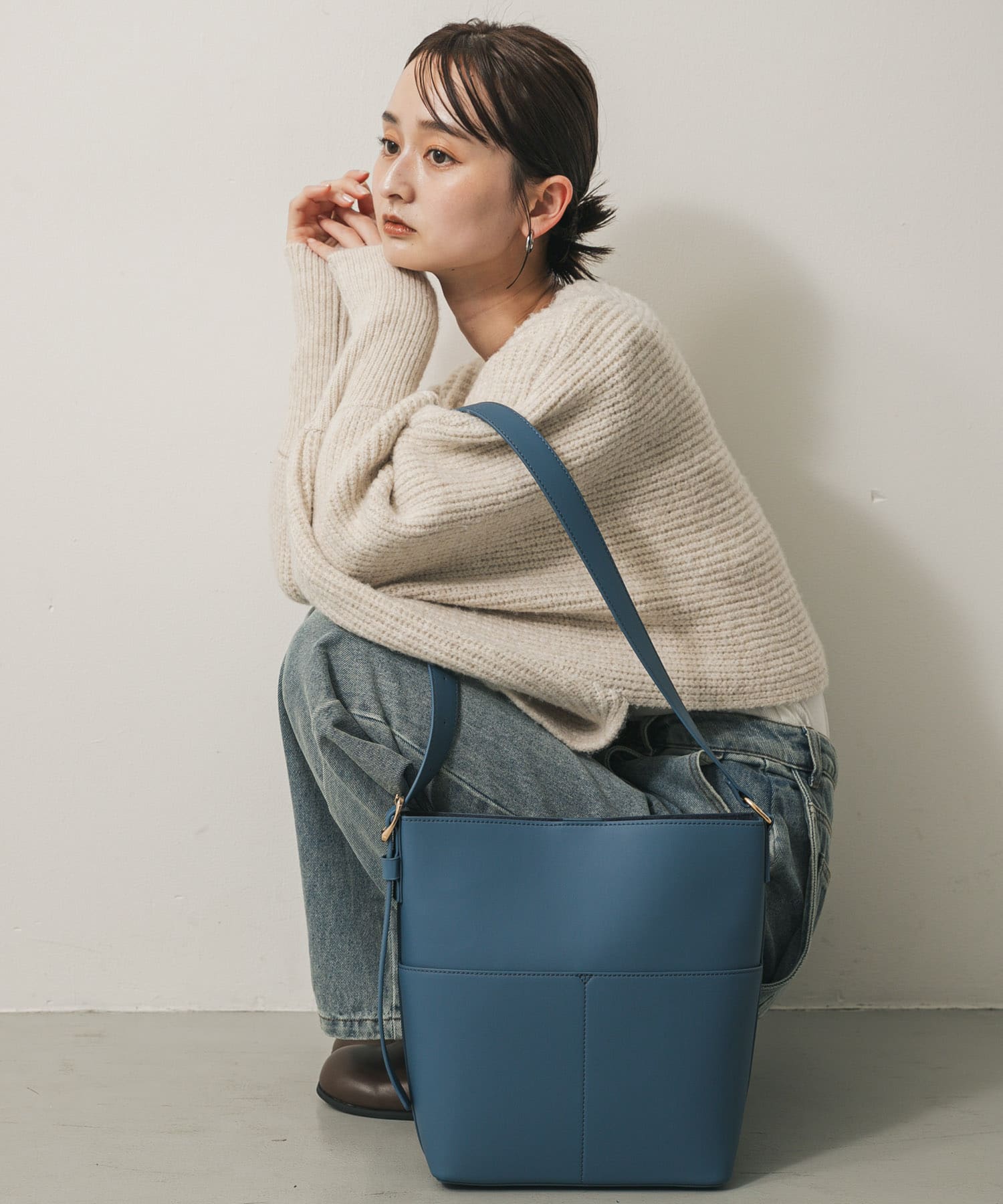 『防汚』アウトポケットショルダーバッグ BLUE one