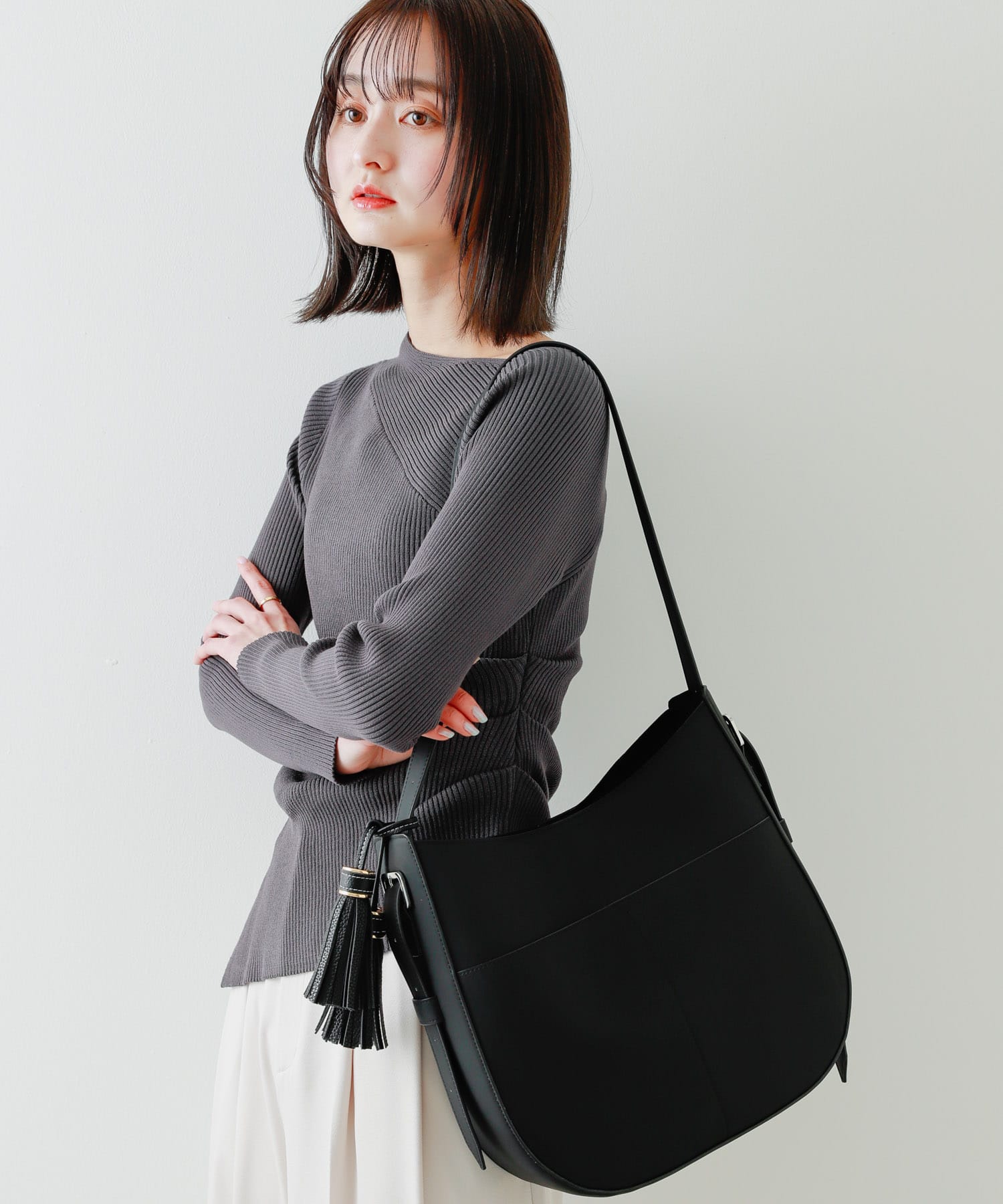 アウトポケットビッグショルダーバッグ BLACK one