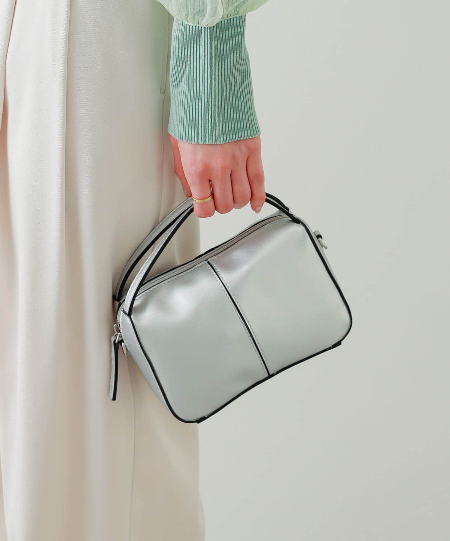『防汚』2WAYセンターシームプチショルダーバッグ SILVER one
