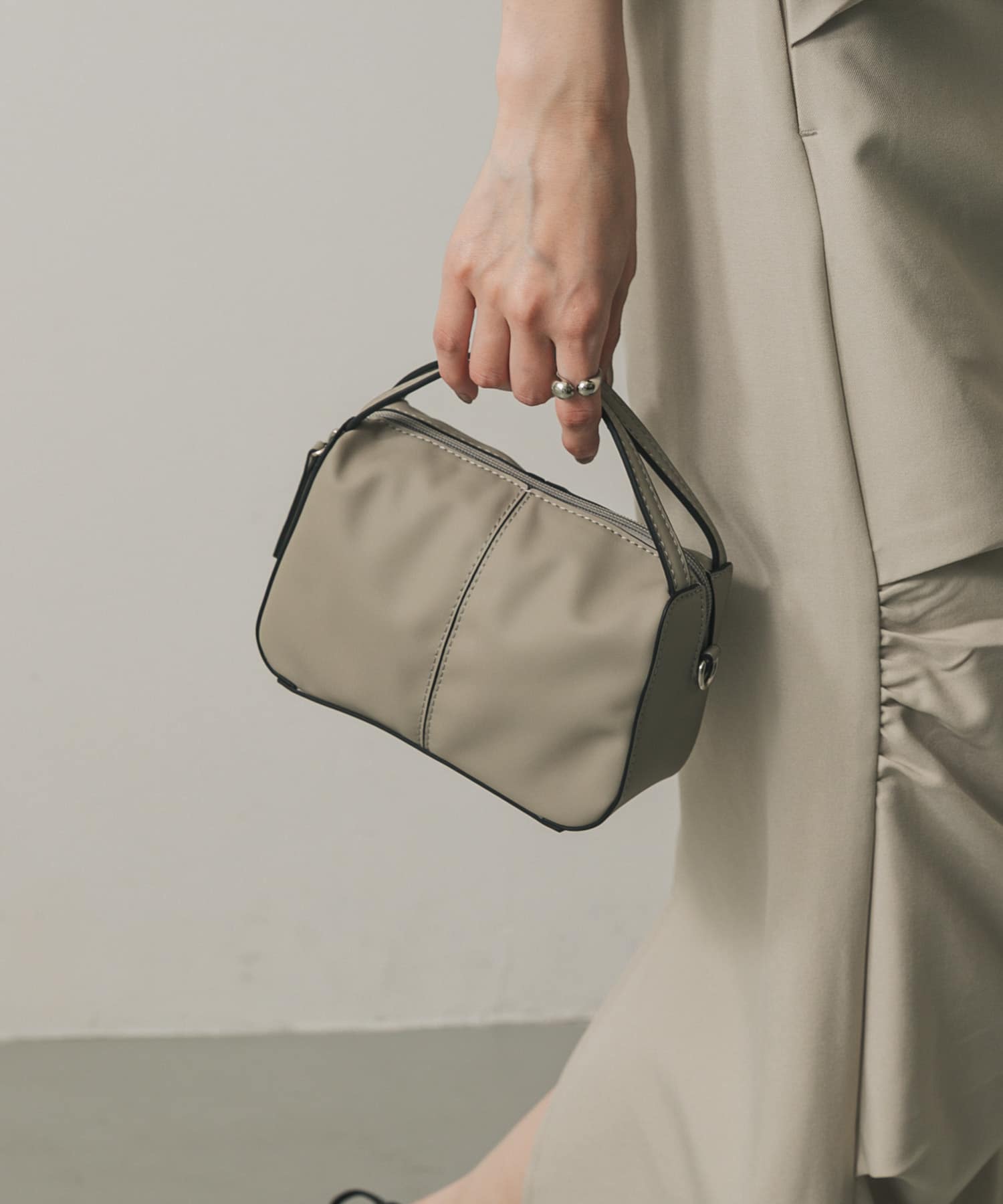 『防汚』2WAYセンターシームプチショルダーバッグ L.GRAY one