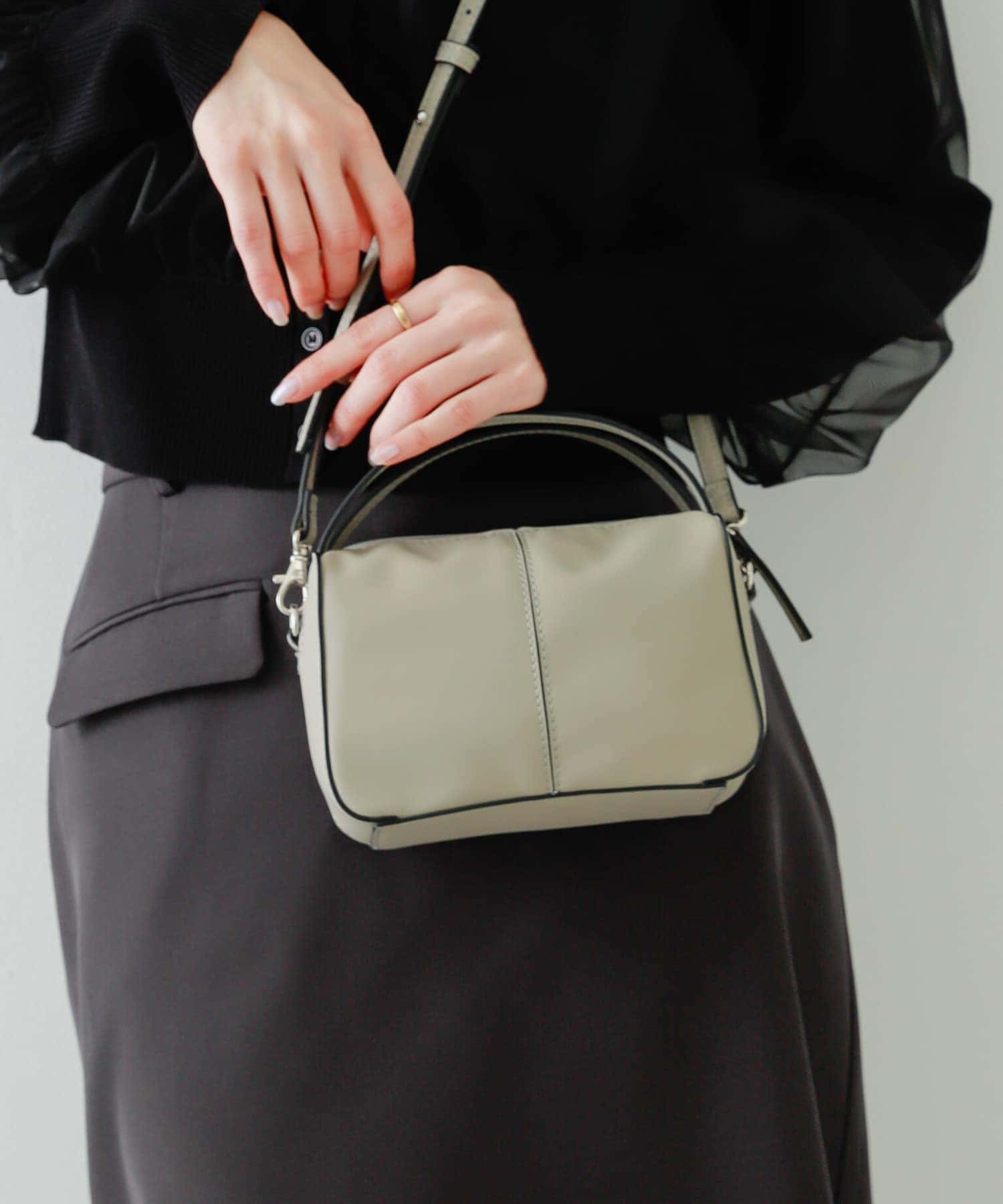 『防汚』2WAYセンターシームプチショルダーバッグ L.GRAY one