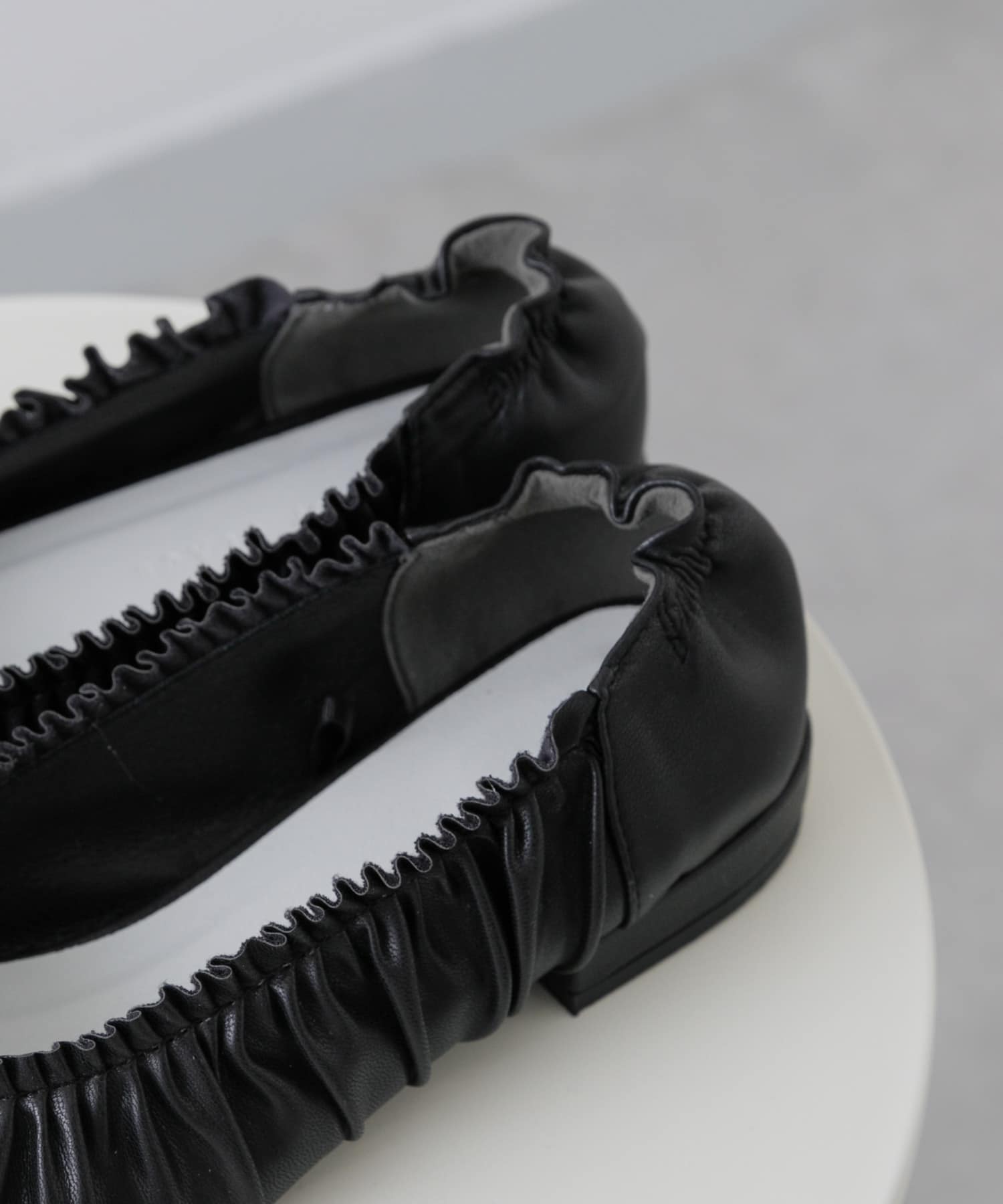 ギャザーフラットシューズ BLACK S