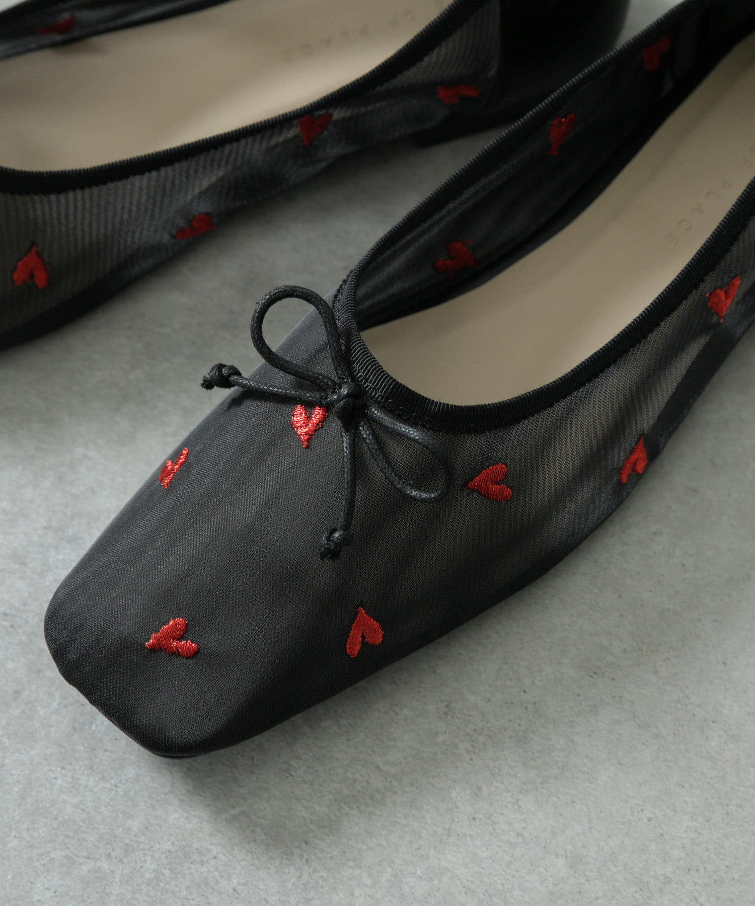 BLK×RED