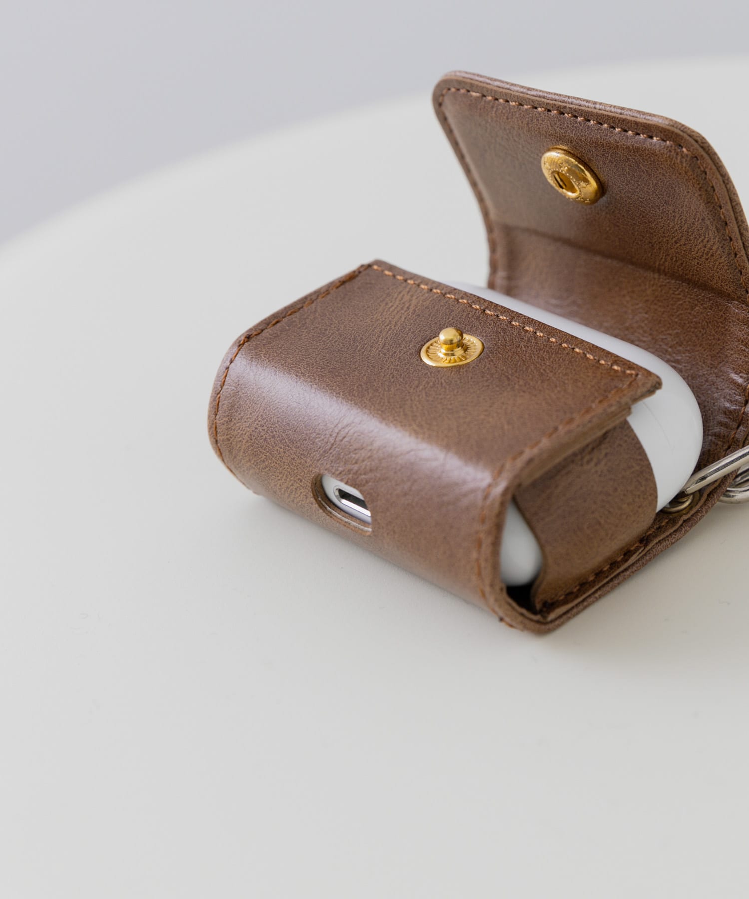 『WEB/一部店舗限定』イヤホンケース BROWN one