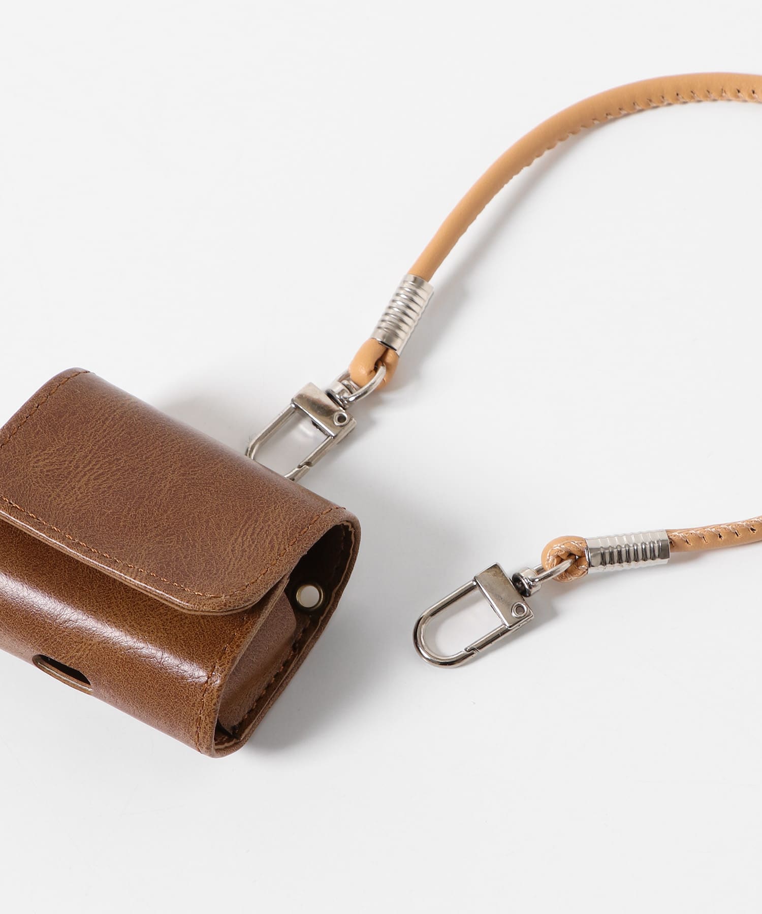 『WEB/一部店舗限定』イヤホンケース BROWN one