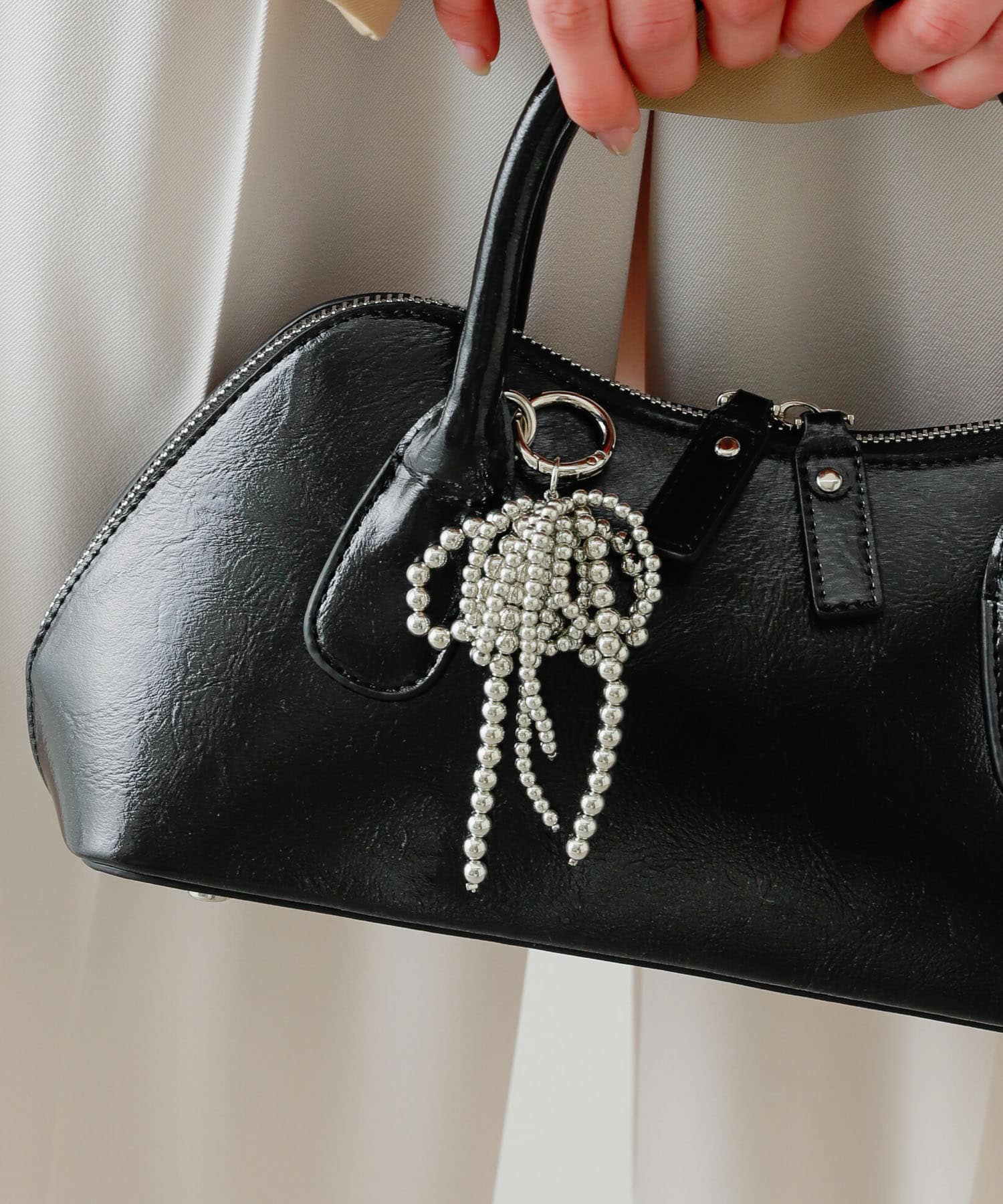 『WEB/一部店舗限定』リボンチャーム SILVER one