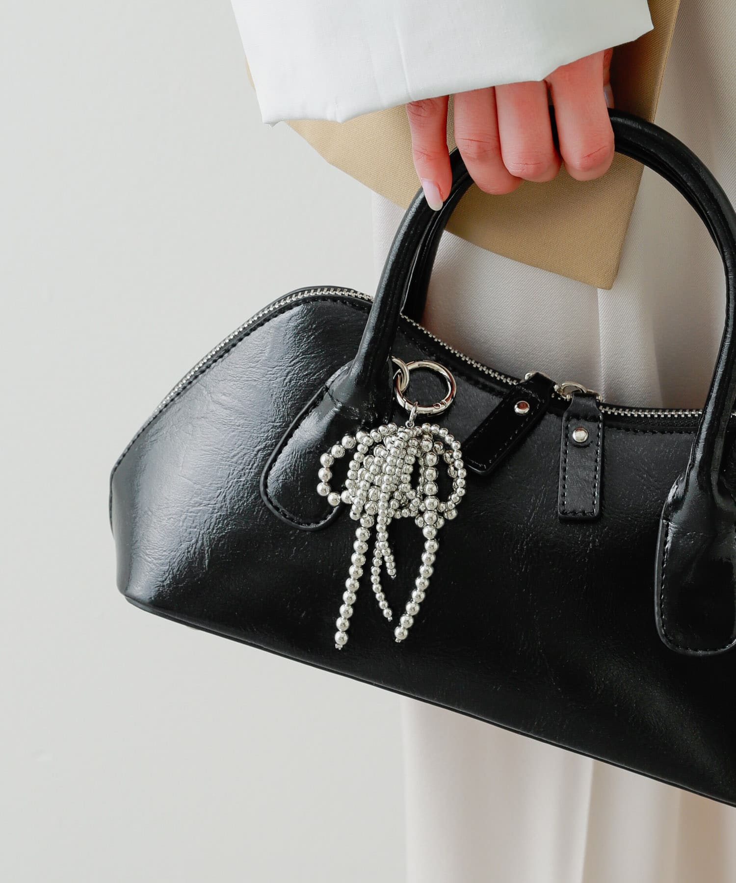 『WEB/一部店舗限定』リボンチャーム SILVER one