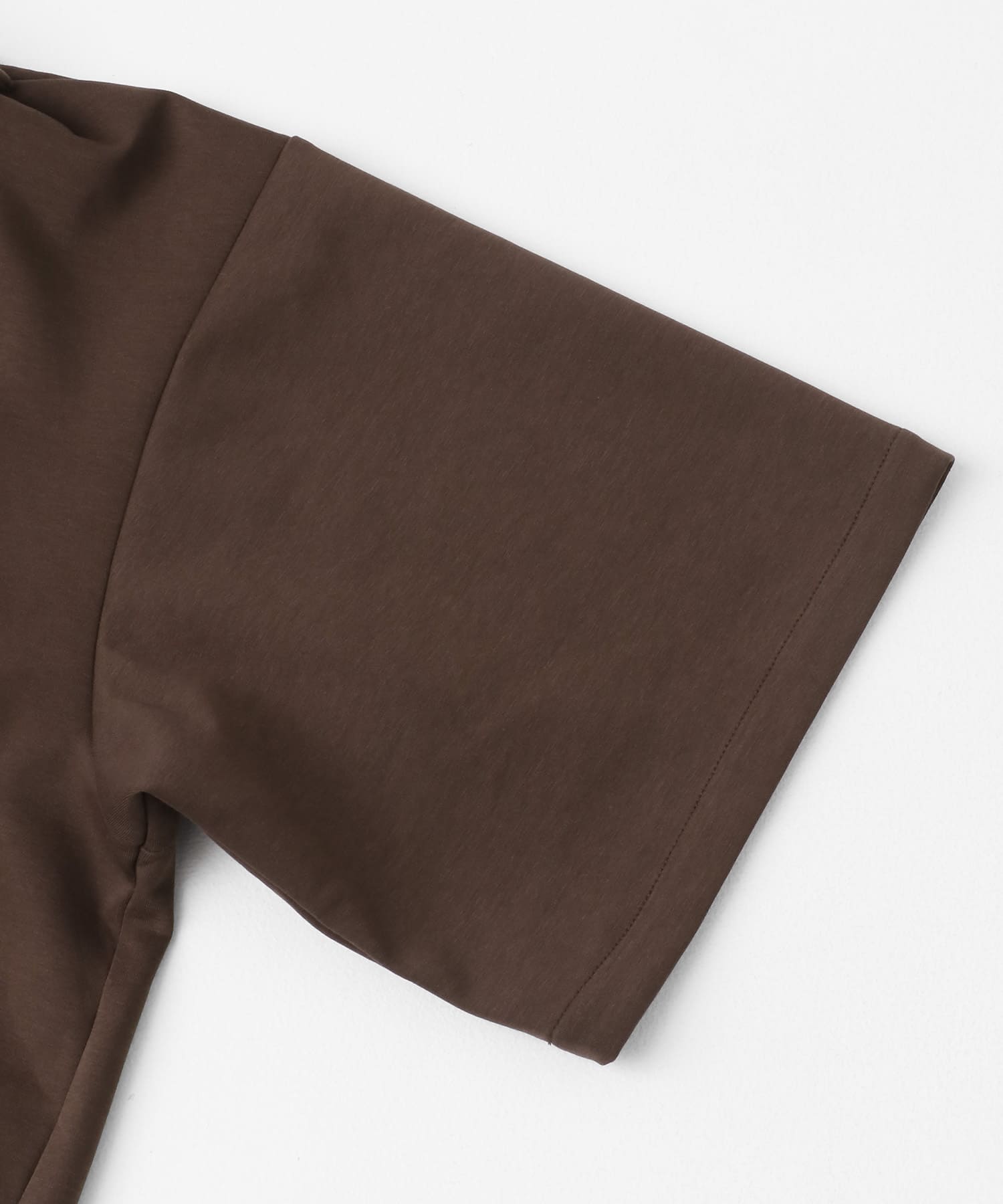 『ユニセックス』ダンボールポンチハーフジップショートスリーブTシャツ BROWN M